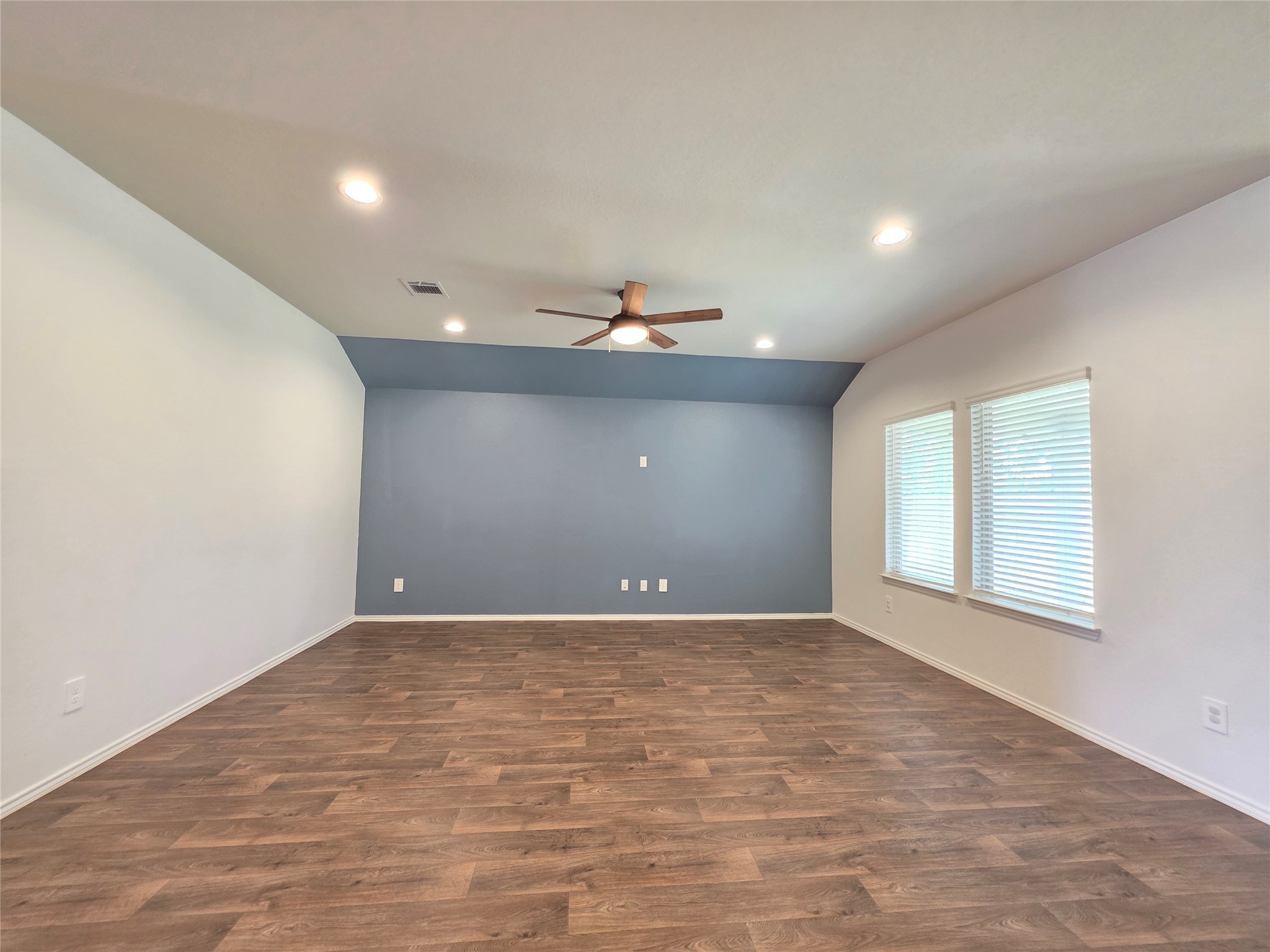 40563 Birch Shadow Court Property Photo 4