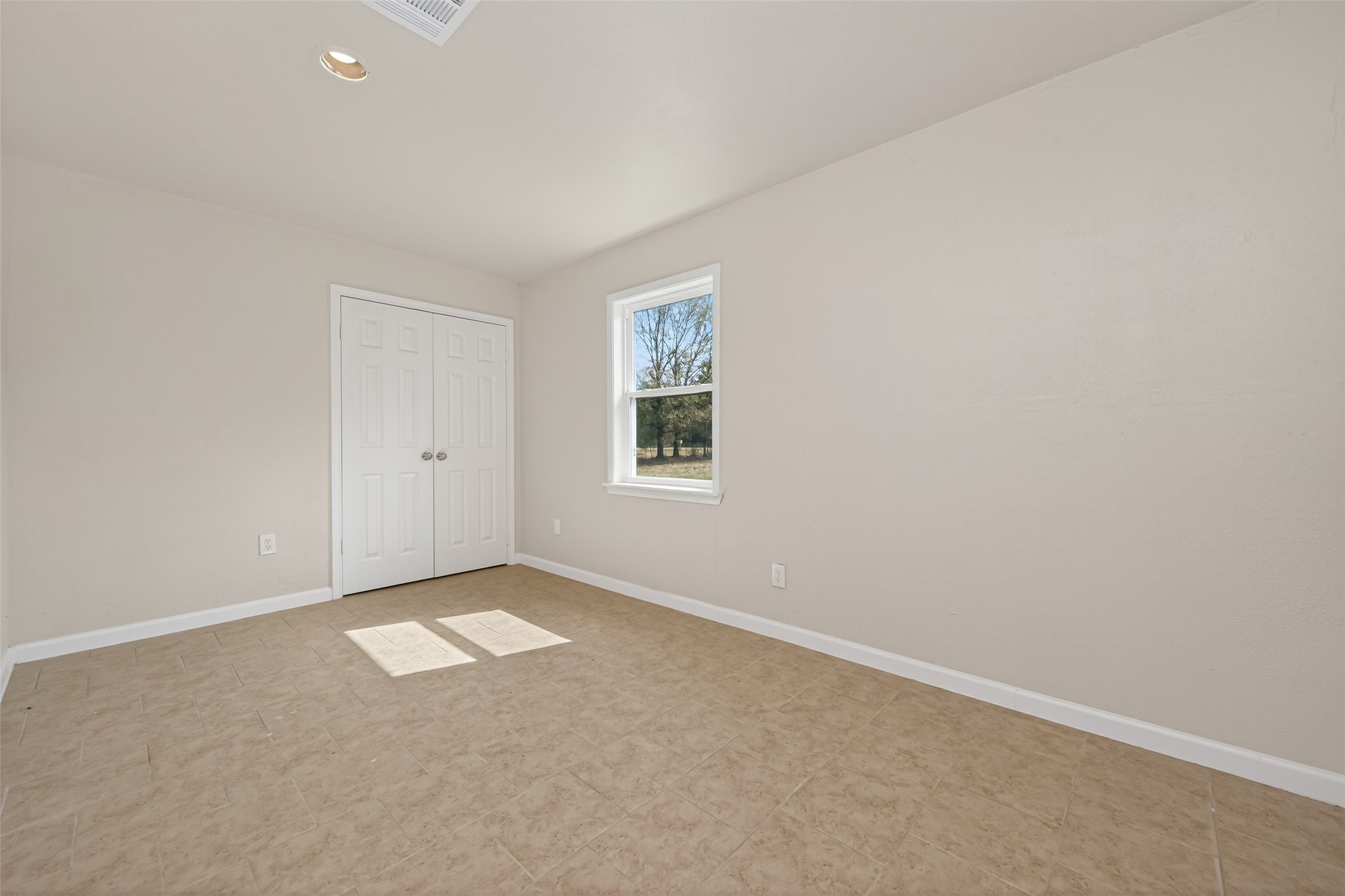 140 Marie Street Property Photo 27