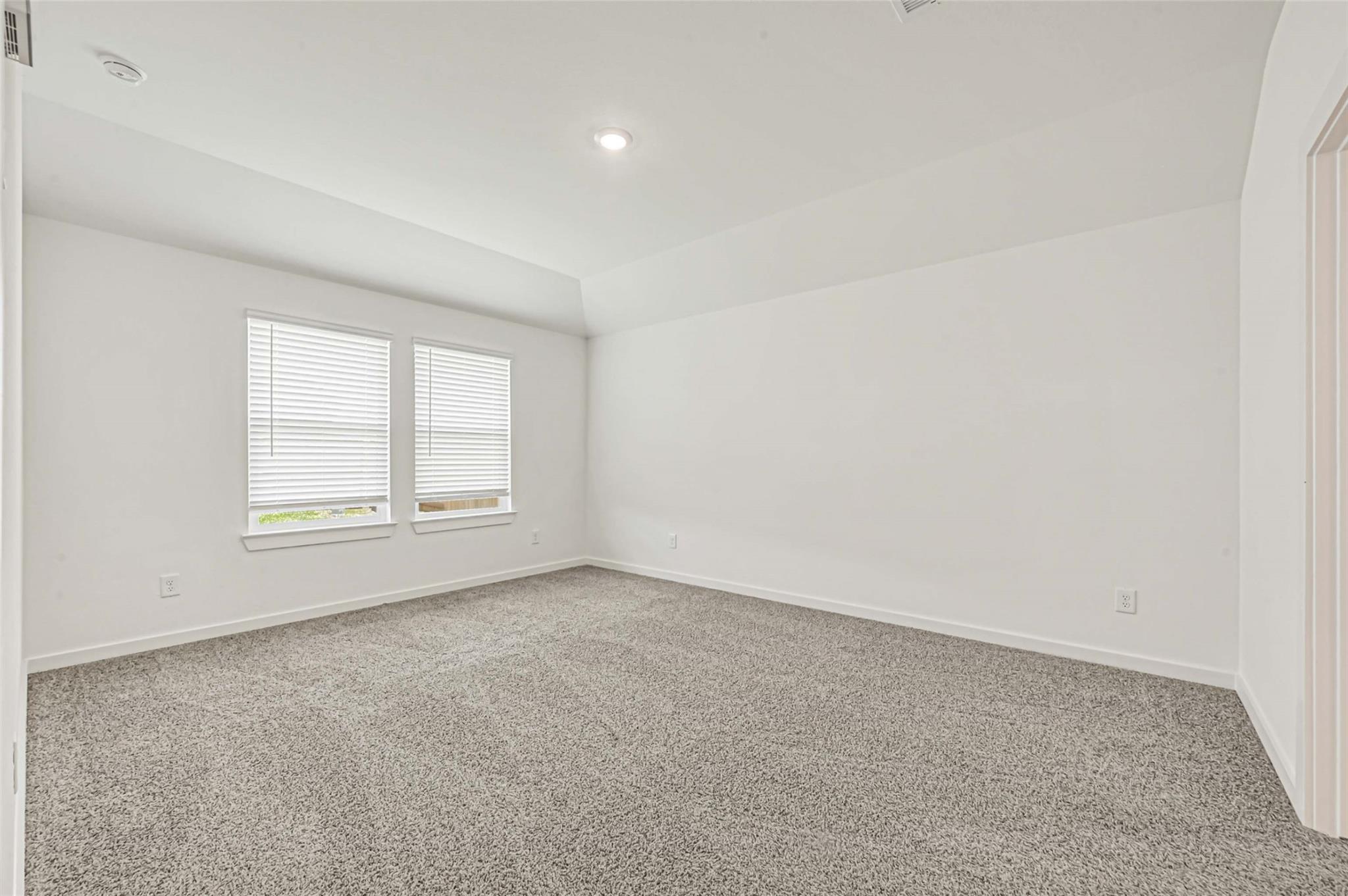 2635 Sunset Bluff Lane Property Photo 2