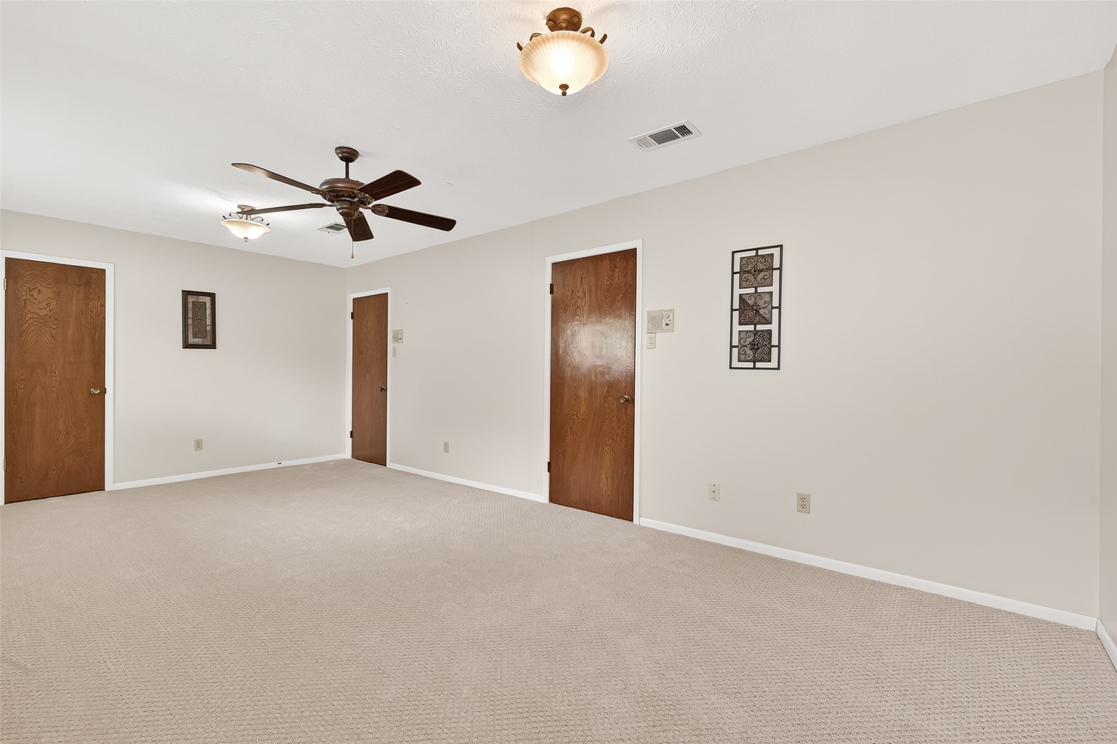737 Holly Springs Drive Property Photo 36