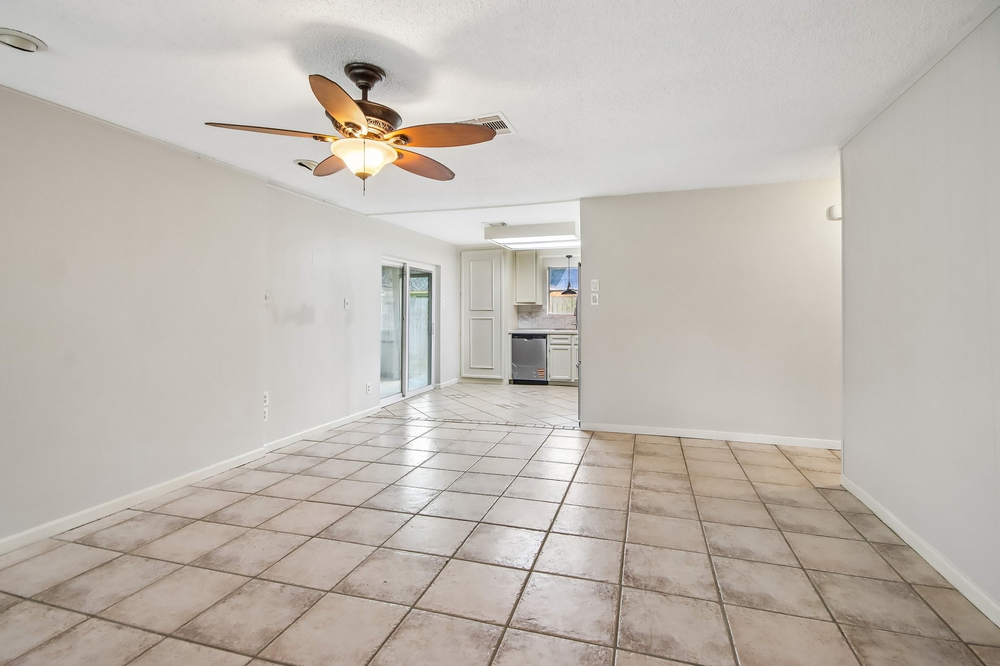 1809 Flamingo Drive Property Photo 12
