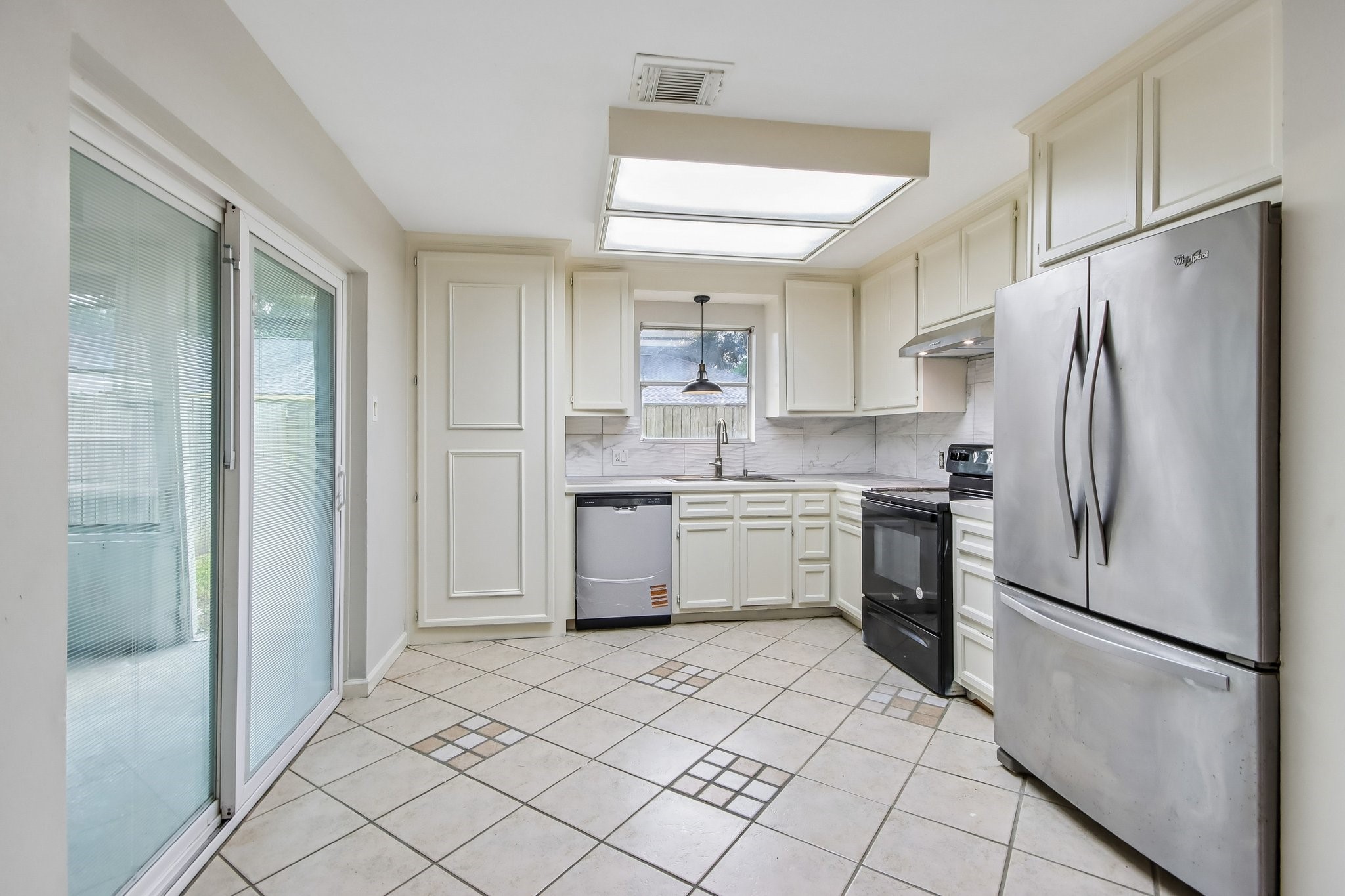 1809 Flamingo Drive Property Photo 13