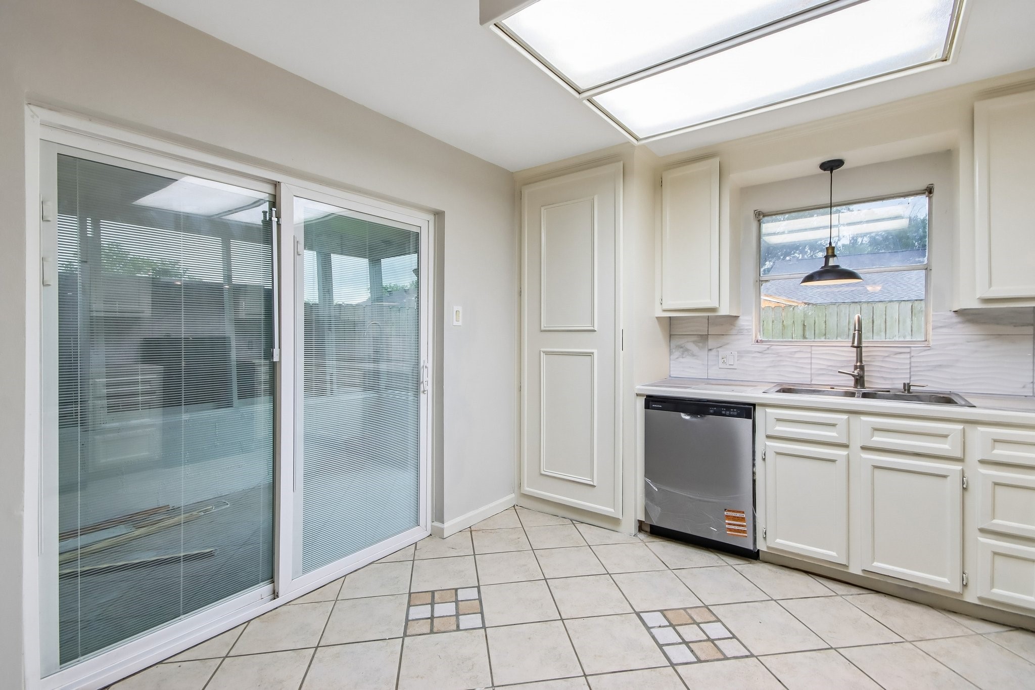 1809 Flamingo Drive Property Photo 15