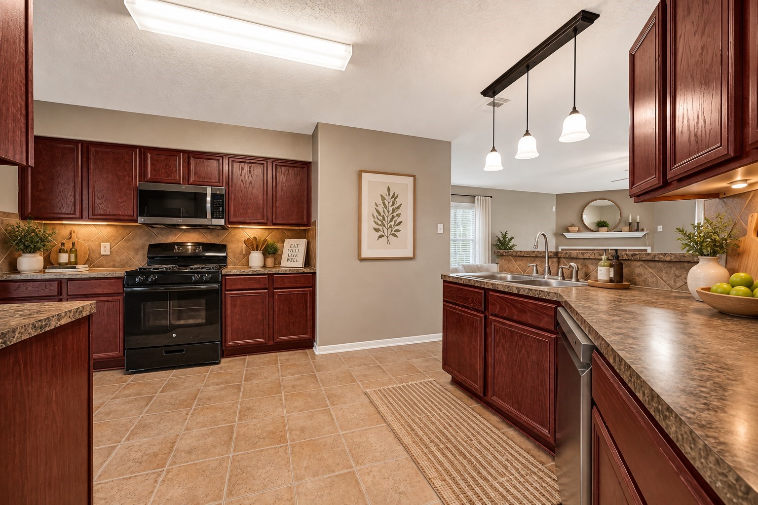 17802 Yellow Birch Trail Property Photo 8