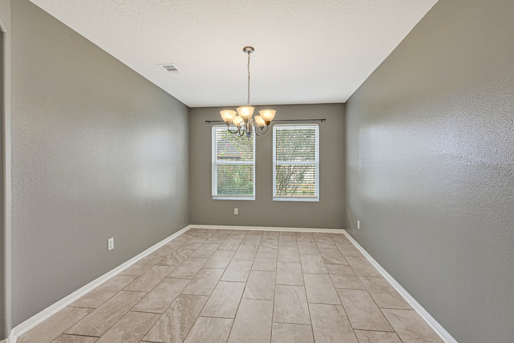 17802 Yellow Birch Trail Property Photo 13