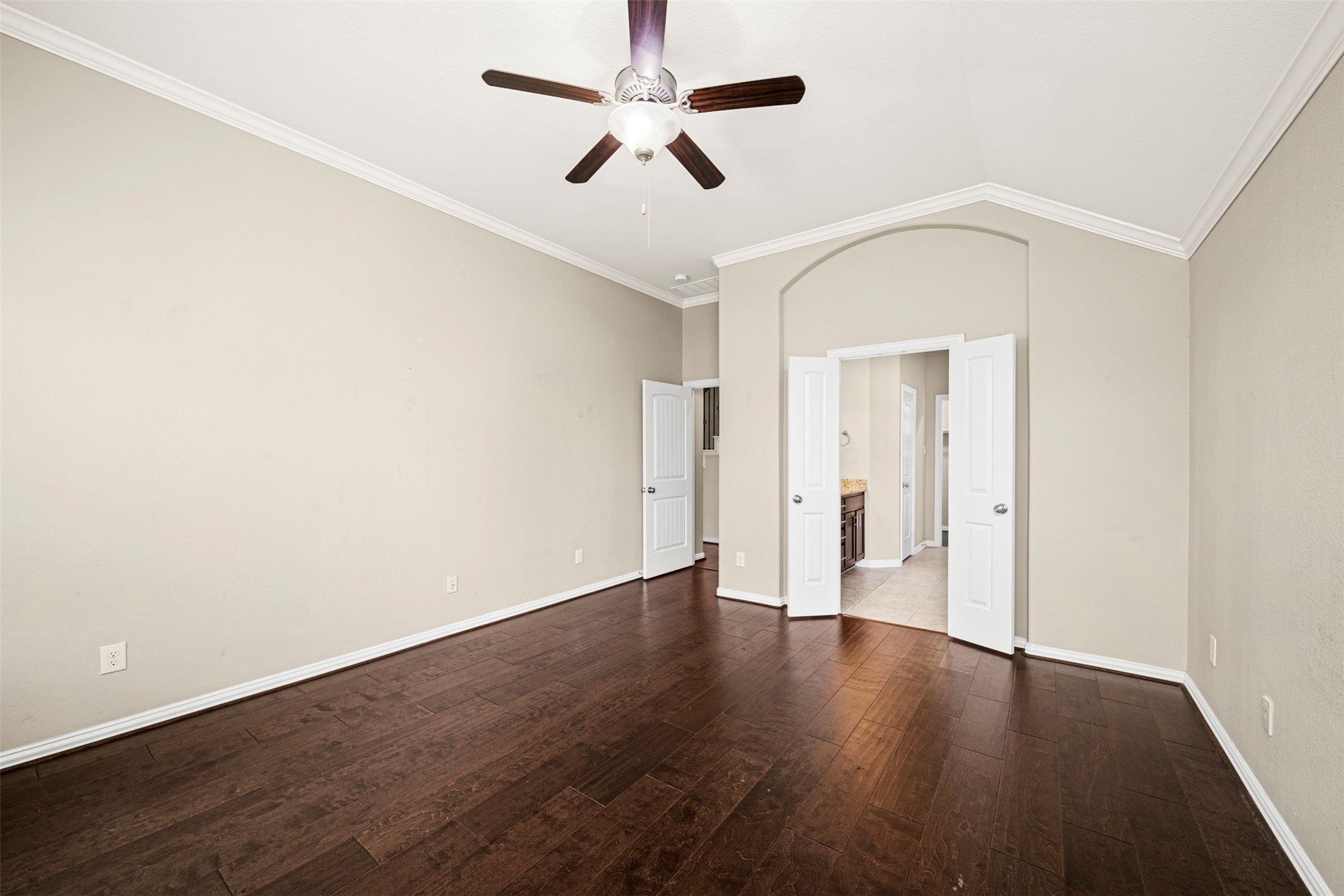 22107 Rustling Springs Drive Property Photo 15