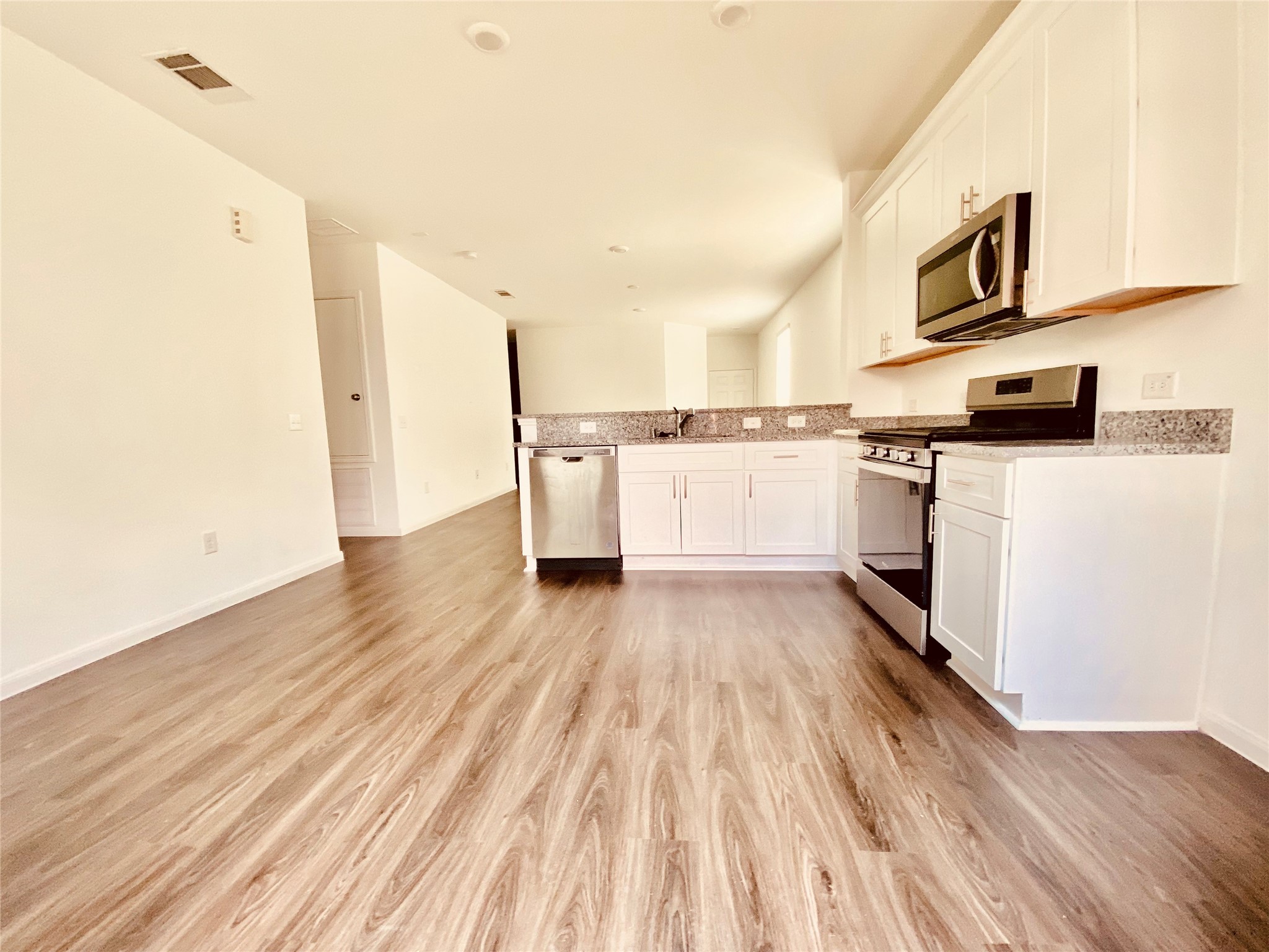 11750 Armadale Drive Property Photo 6