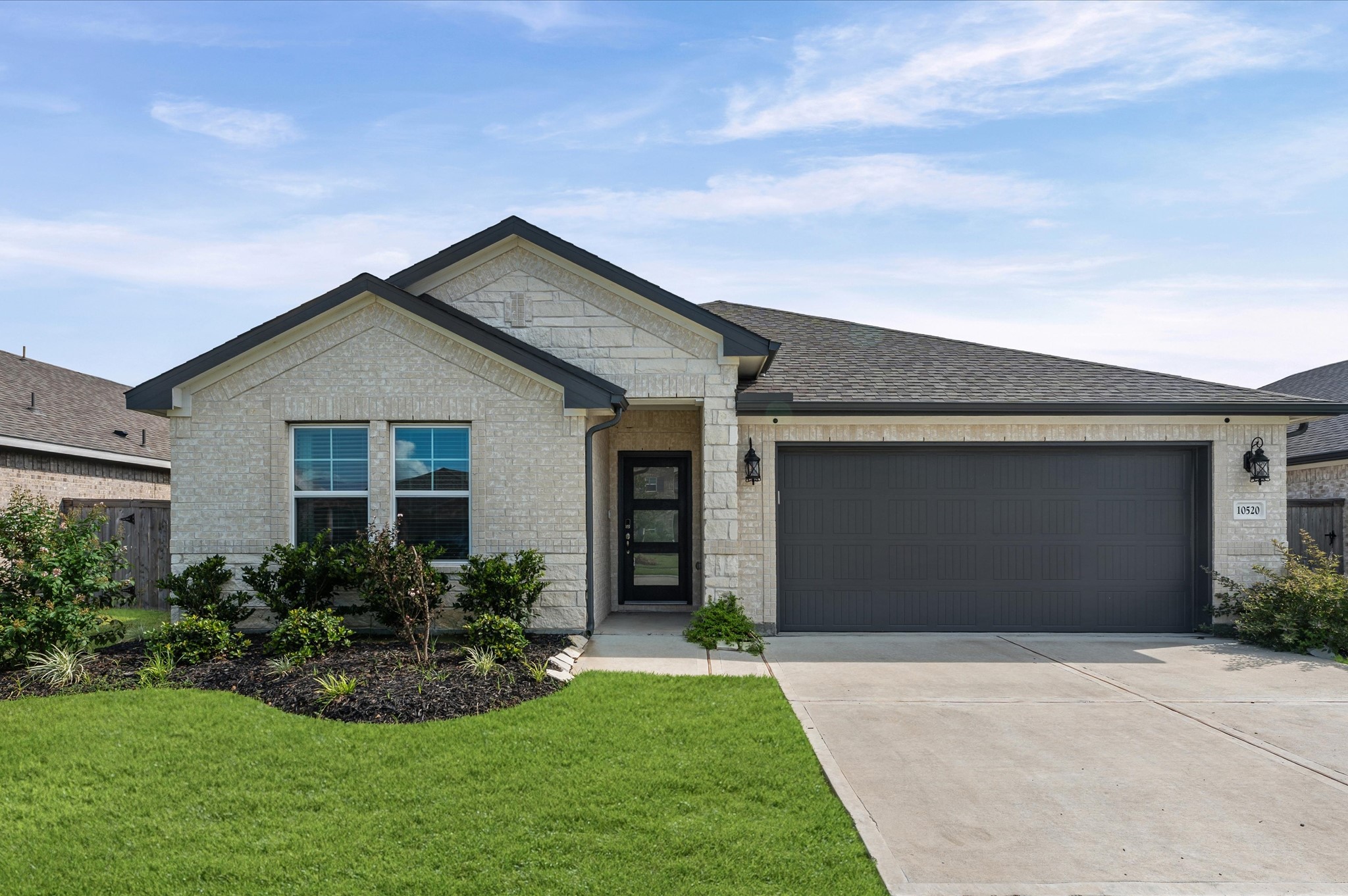 10520 Deussen Lane Property Photo 1