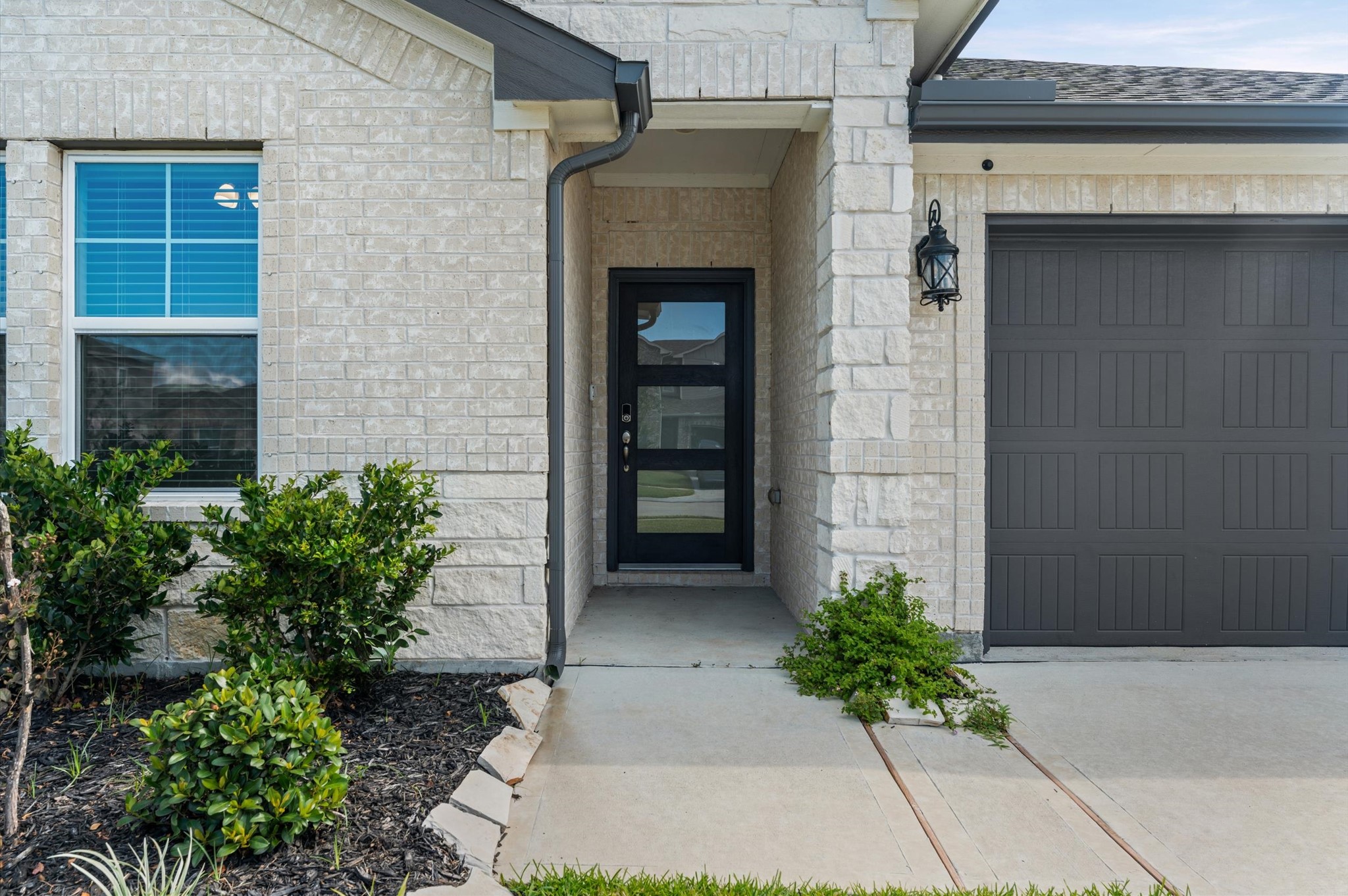 10520 Deussen Lane Property Photo 4