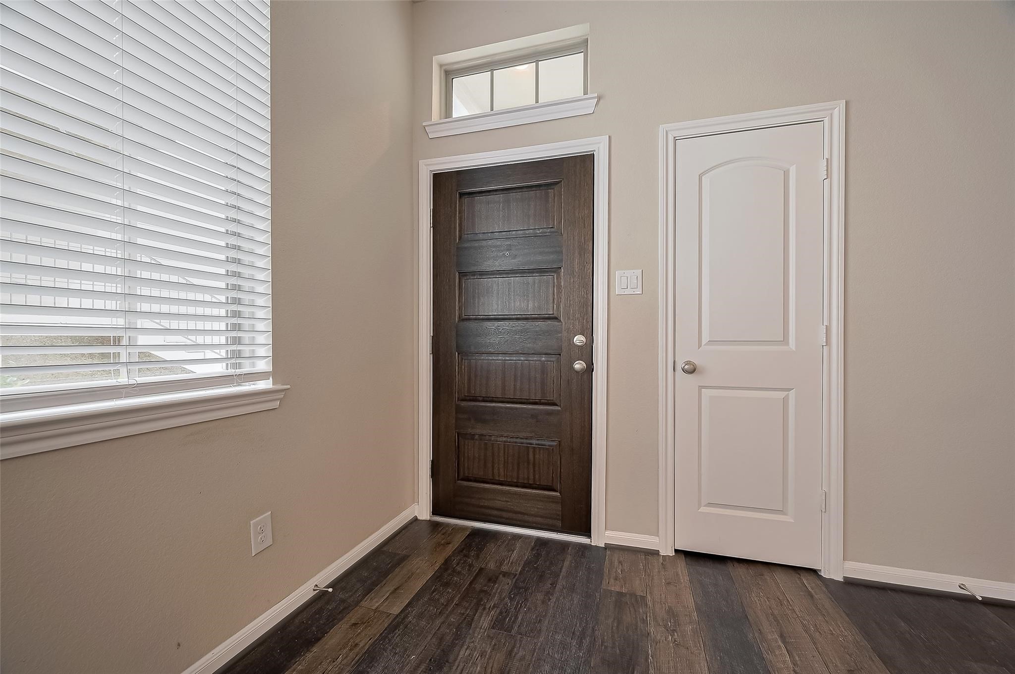 363 Biltmore Loop Property Photo 5