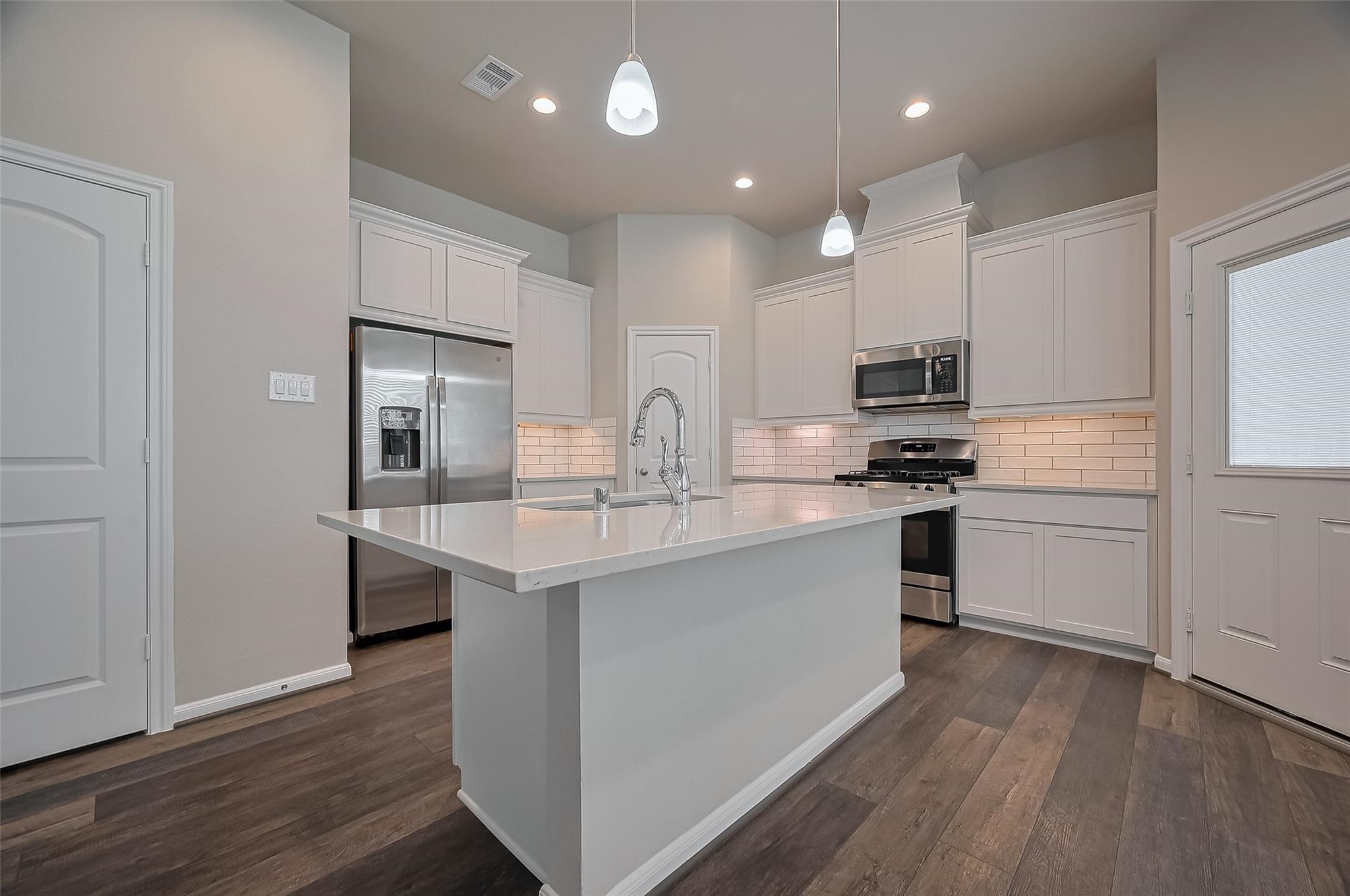 363 Biltmore Loop Property Photo 14