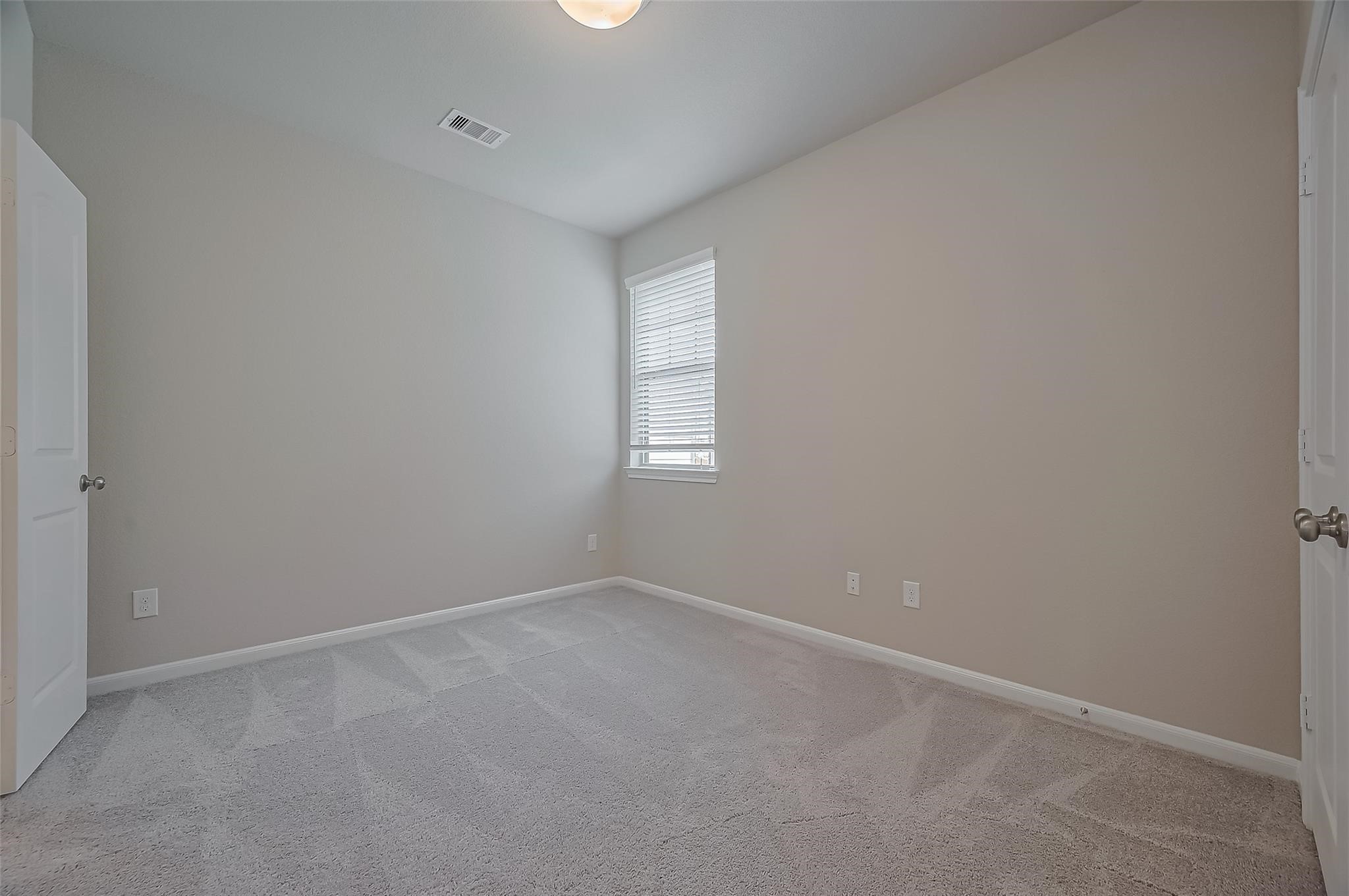 363 Biltmore Loop Property Photo 24