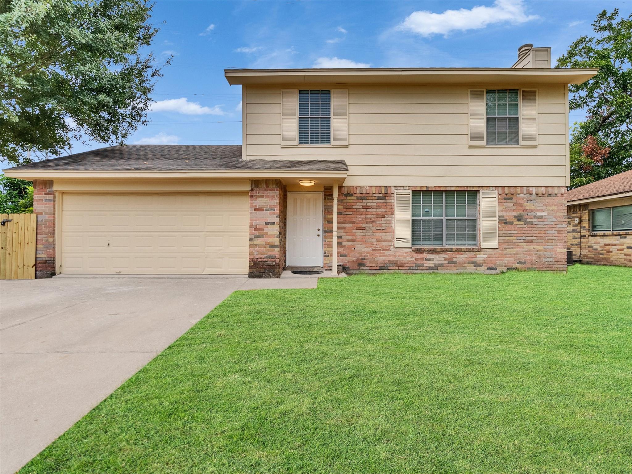 4003 Swinden Drive, Houston TX 77066 Property Photo 1