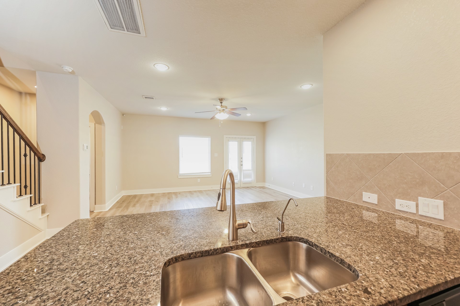 1923 Jara Court Property Photo 9