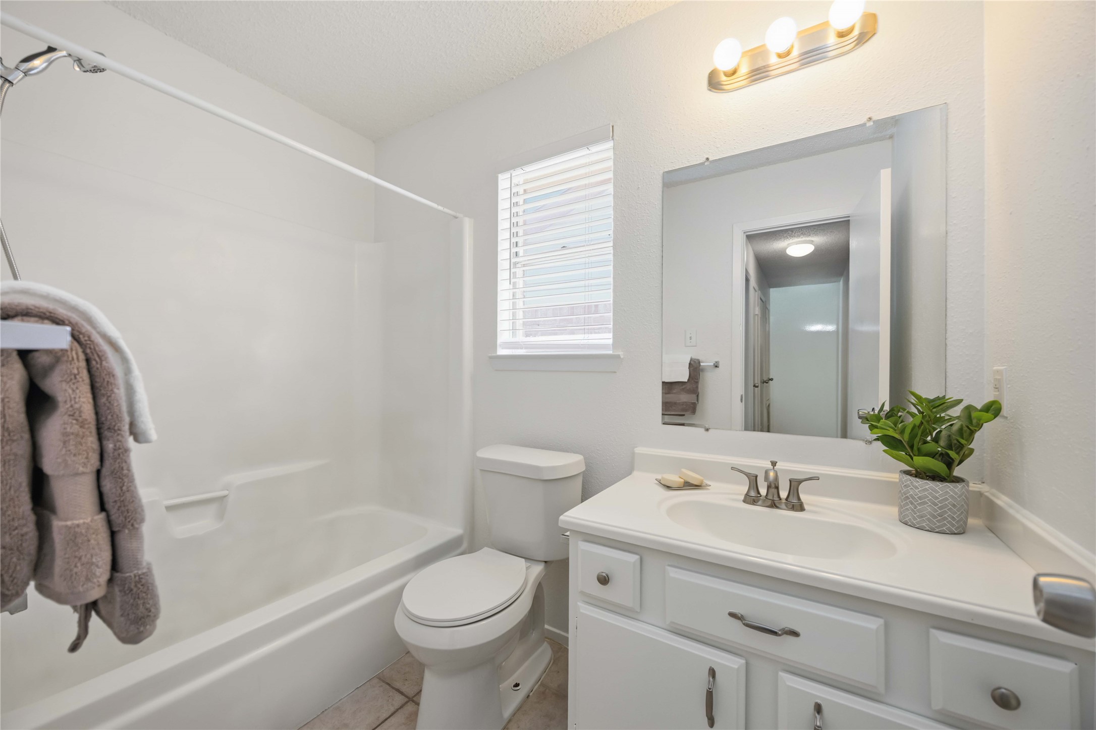 1131 Rock Canyon Drive Property Photo 11