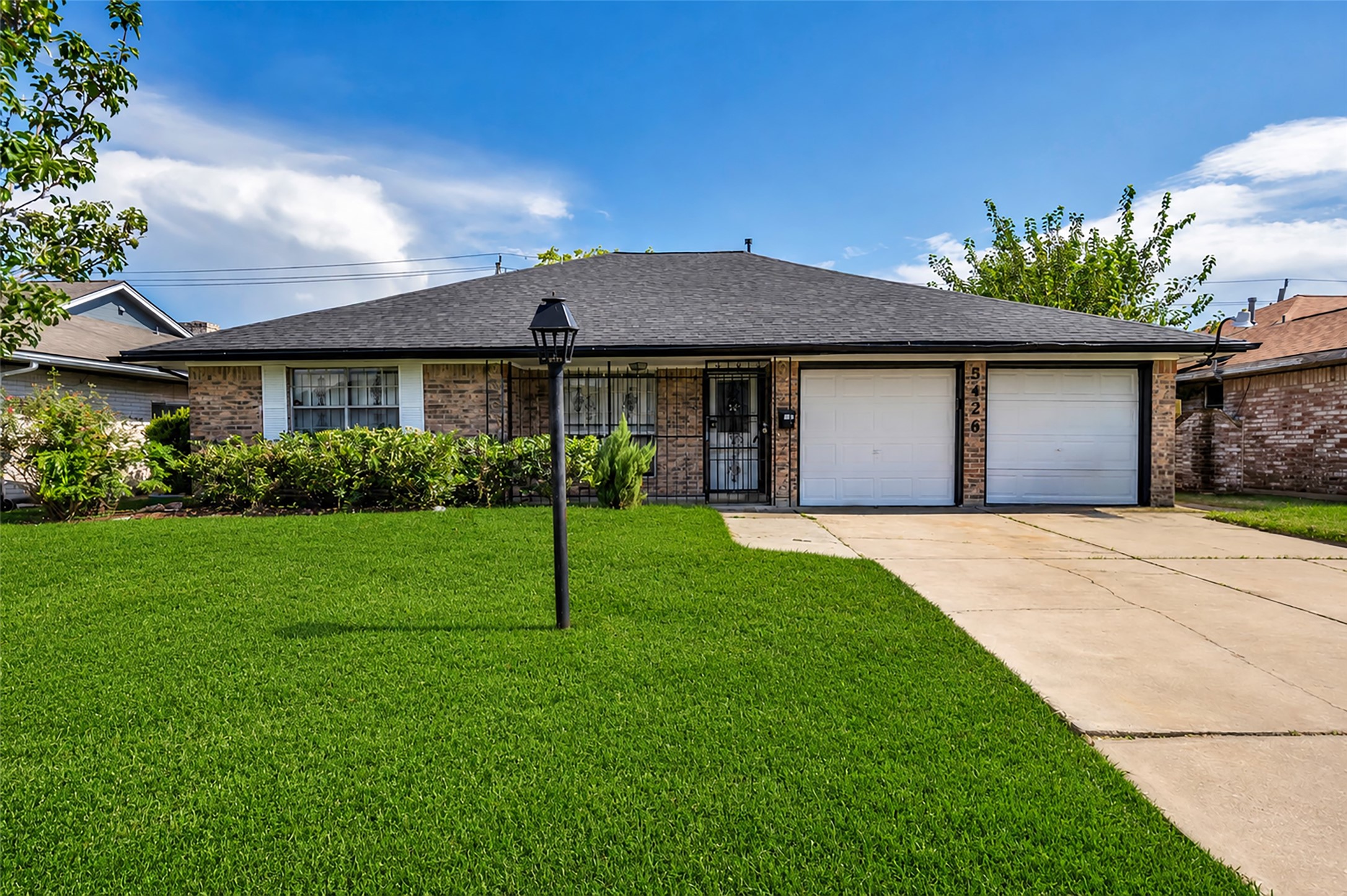 5426 Fairgreen Lane Property Photo 1