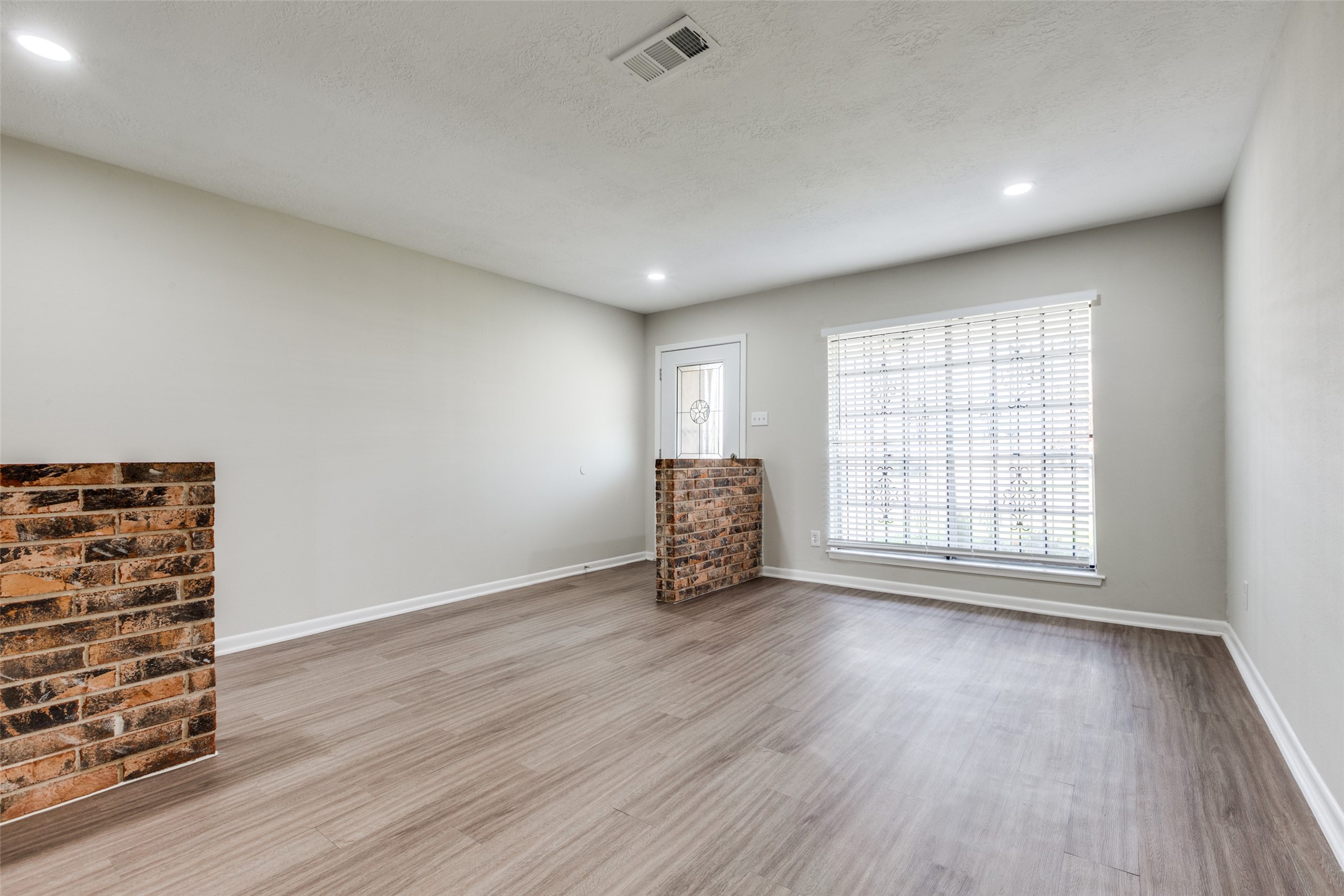 5426 Fairgreen Lane Property Photo 5