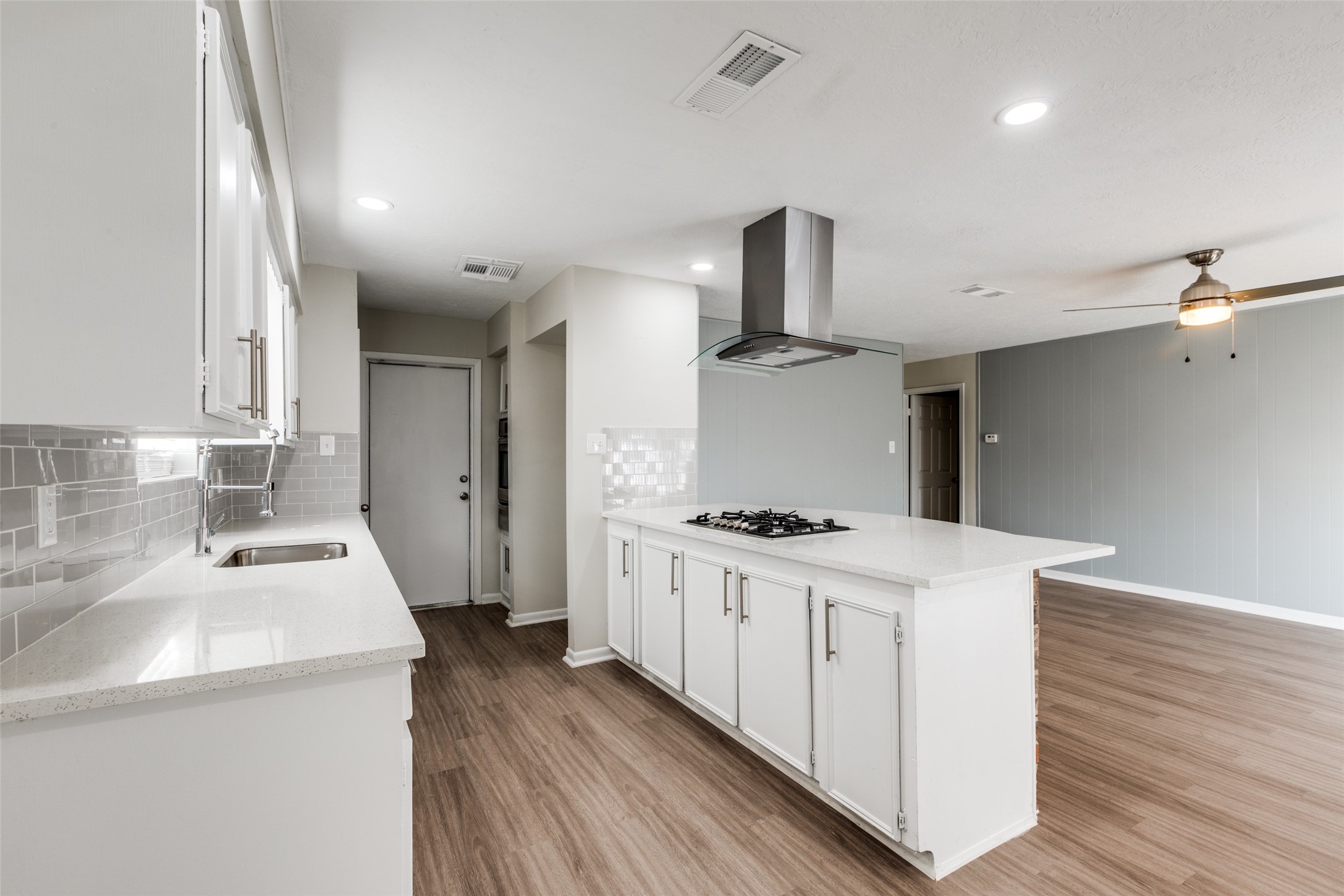 5426 Fairgreen Lane Property Photo 17