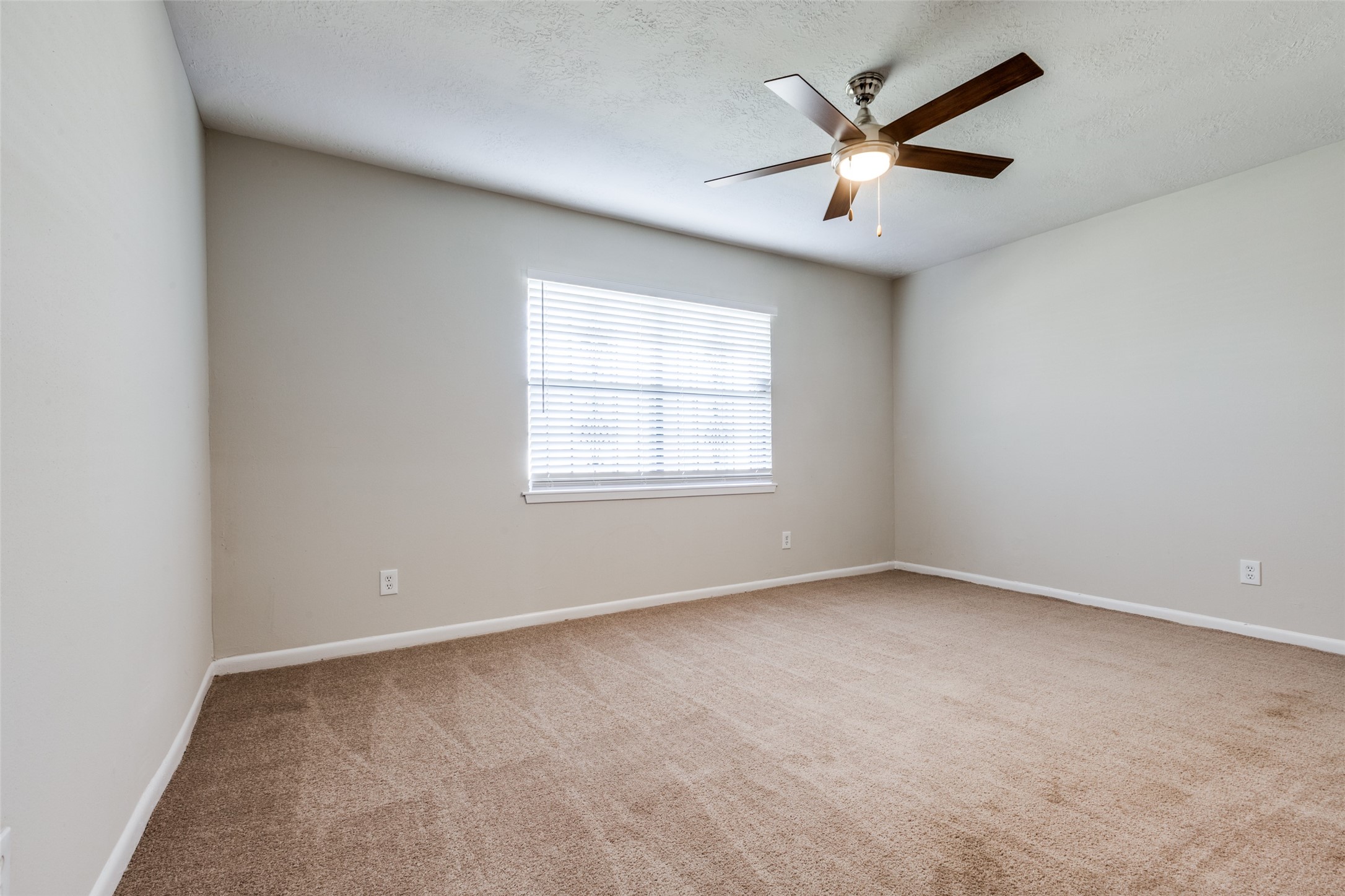 5426 Fairgreen Lane Property Photo 21