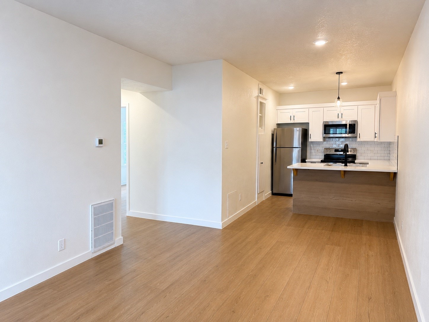 4107 Lark Lane A Property Photo 2