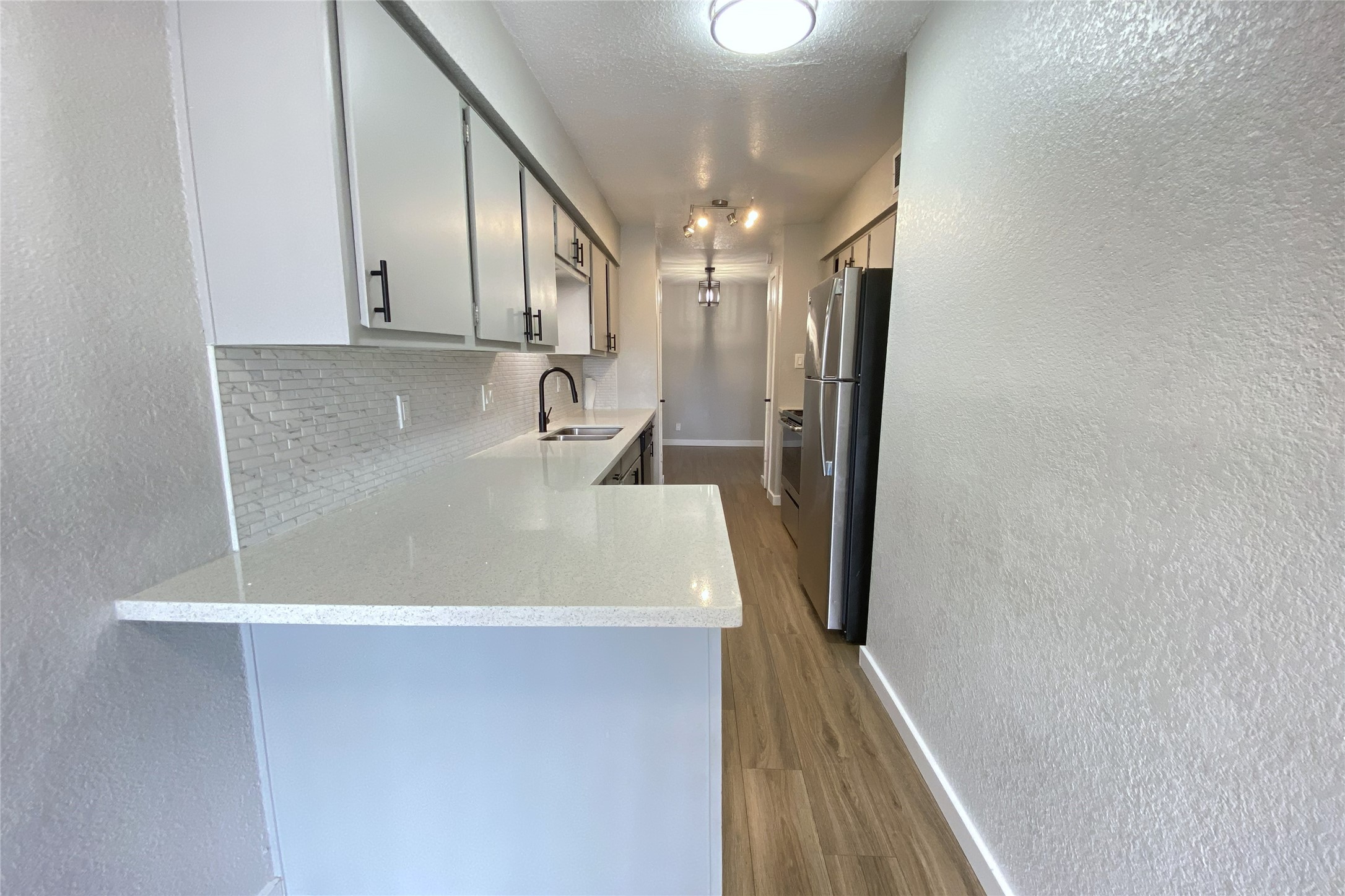 6200 W Tidwell Road 2708 Property Photo 4