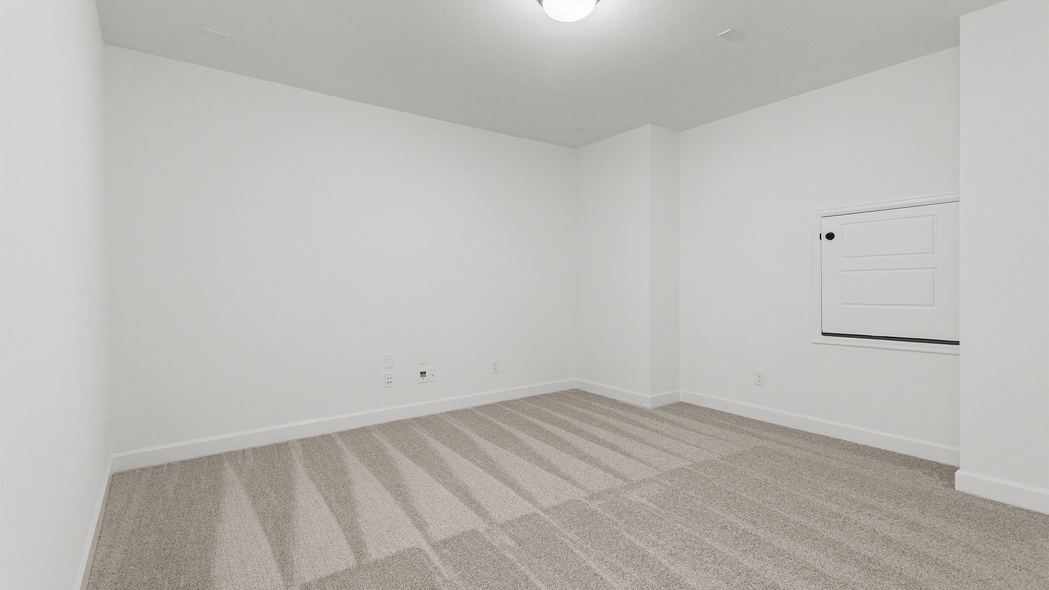 1054 River Rock Circle Property Photo 17