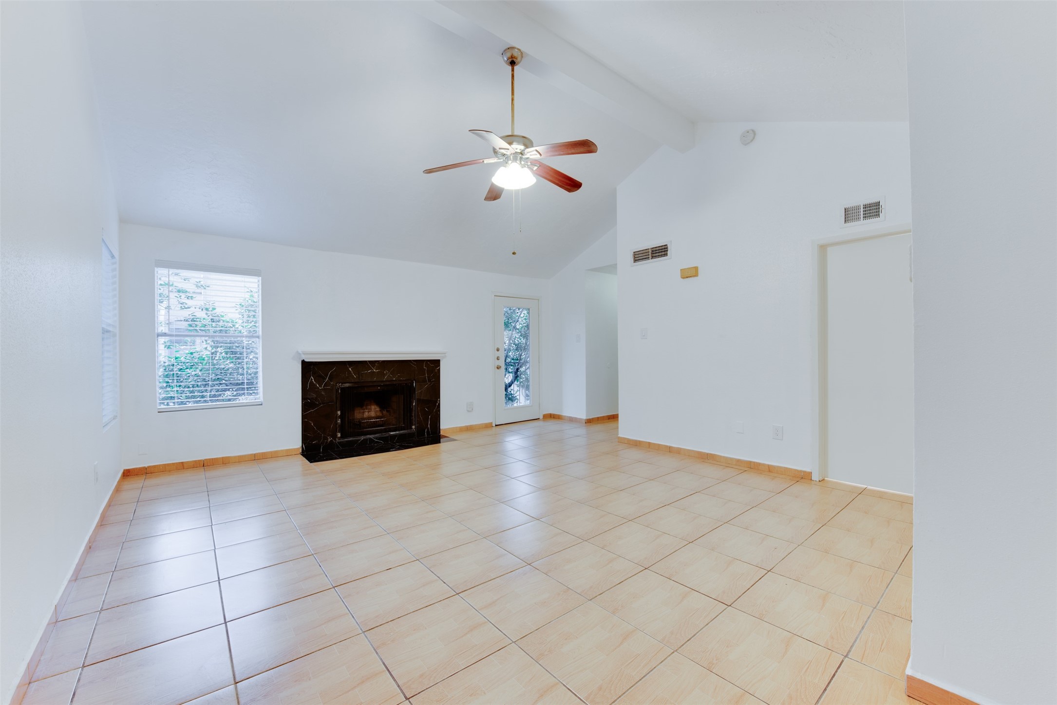 2021 Spenwick Drive 724 Property Photo 1