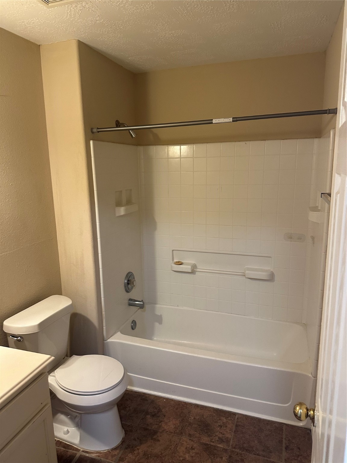 16939 Suffolk Bridge Lane Property Photo 8