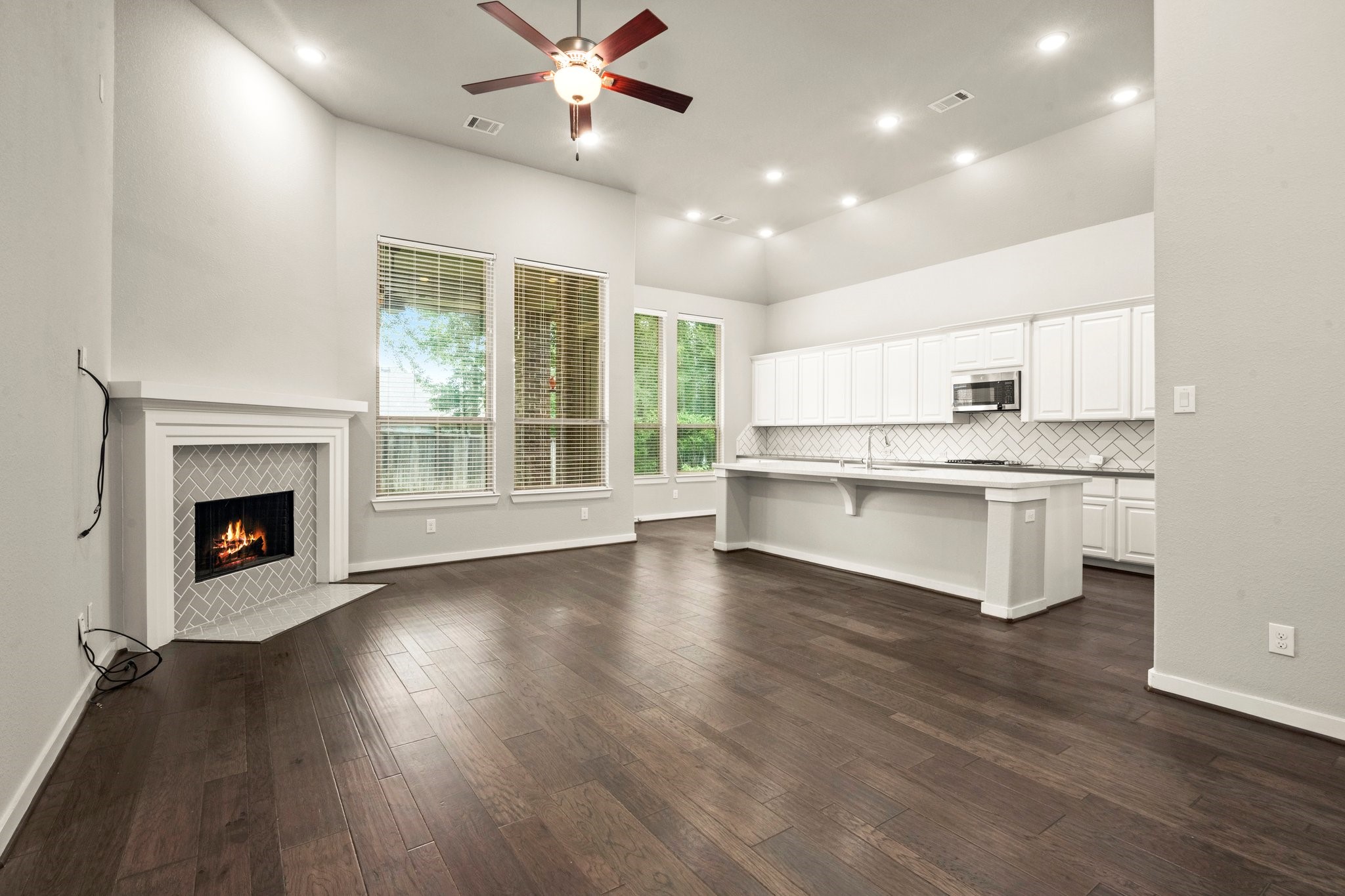150 Mayfield Drive Property Photo 11