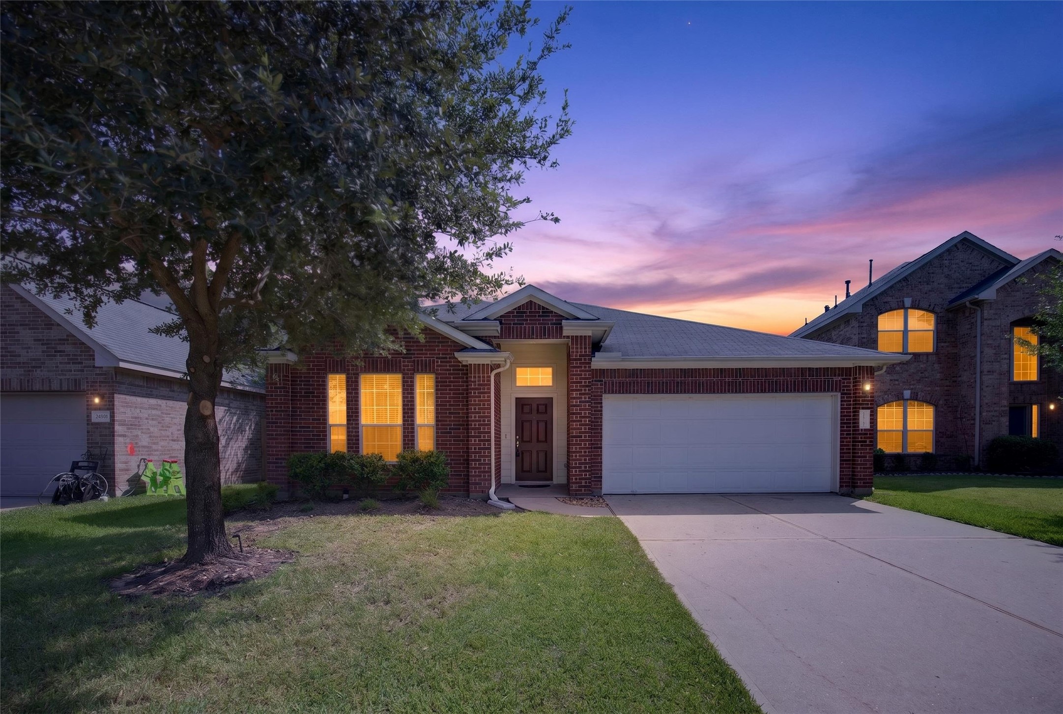 24715 Hikers Bend Drive Property Photo 1