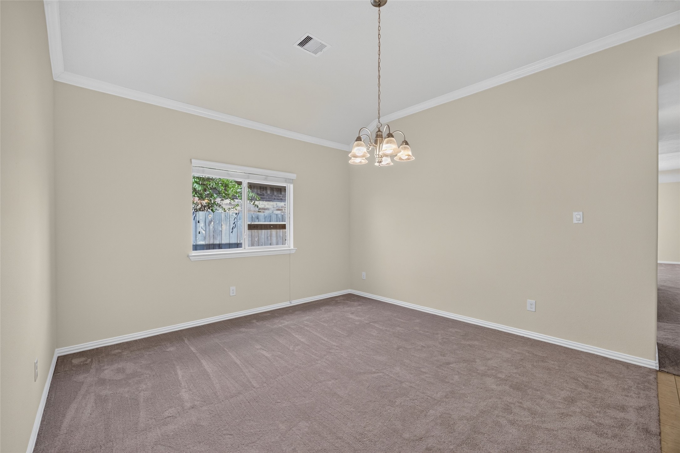 24715 Hikers Bend Drive Property Photo 8