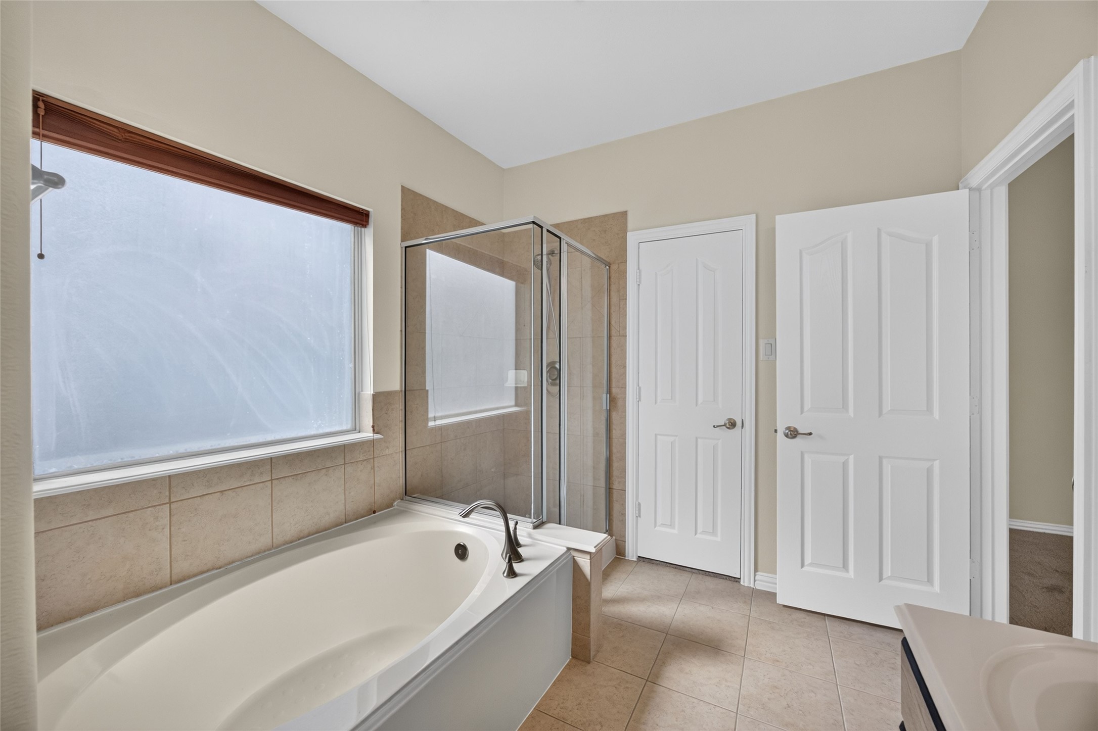 24715 Hikers Bend Drive Property Photo 22