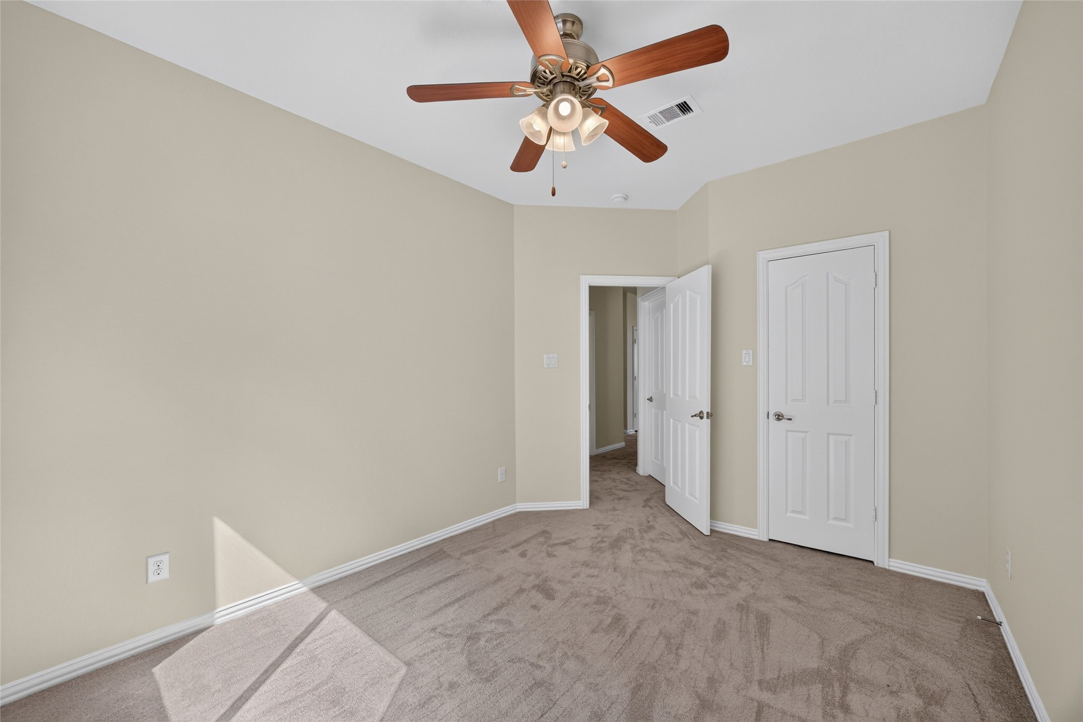 24715 Hikers Bend Drive Property Photo 25