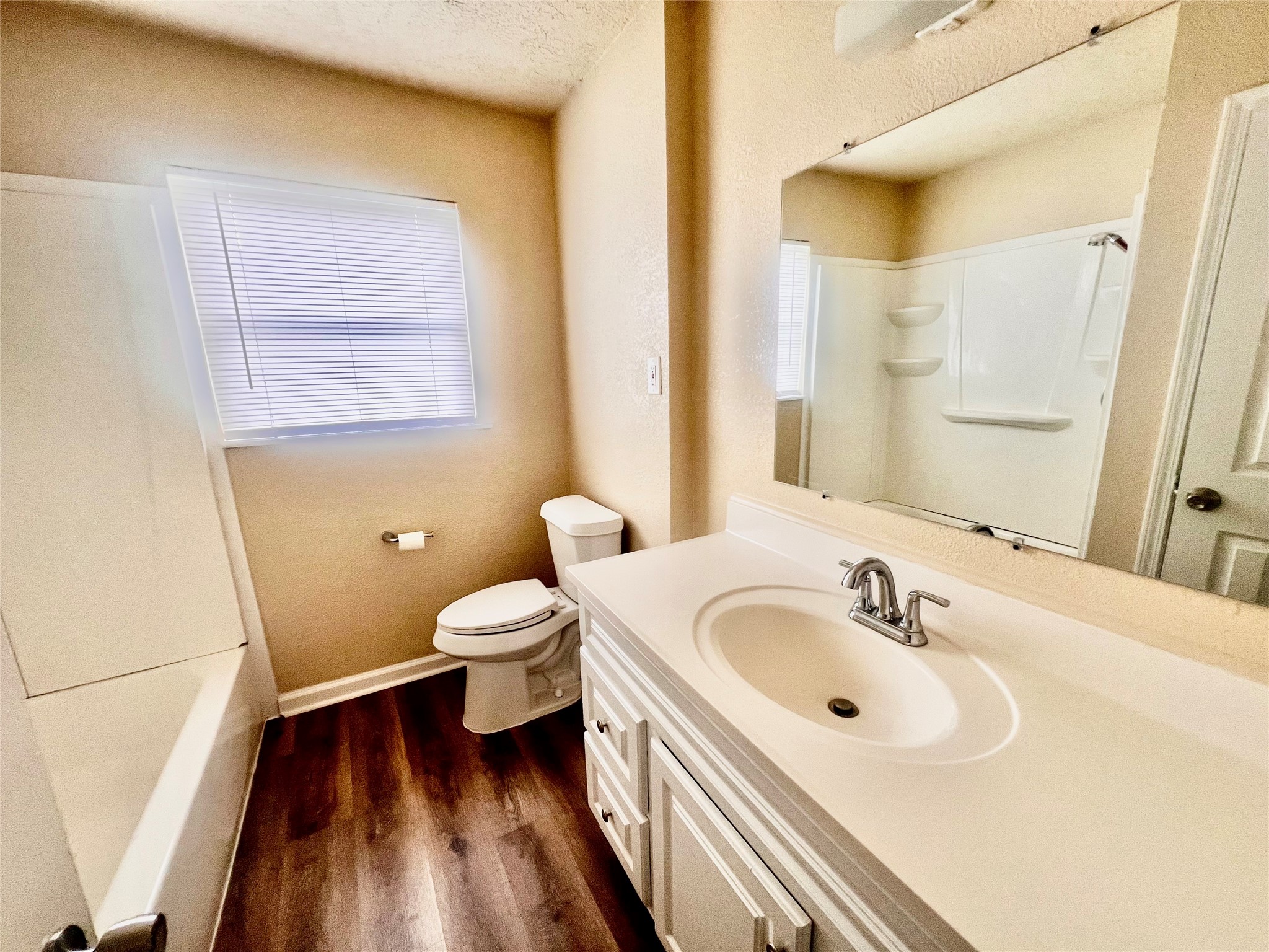 631 Roper Street Property Photo 16