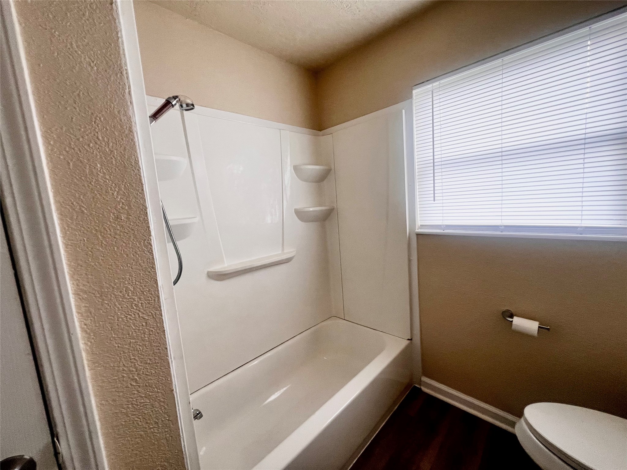 631 Roper Street Property Photo 17