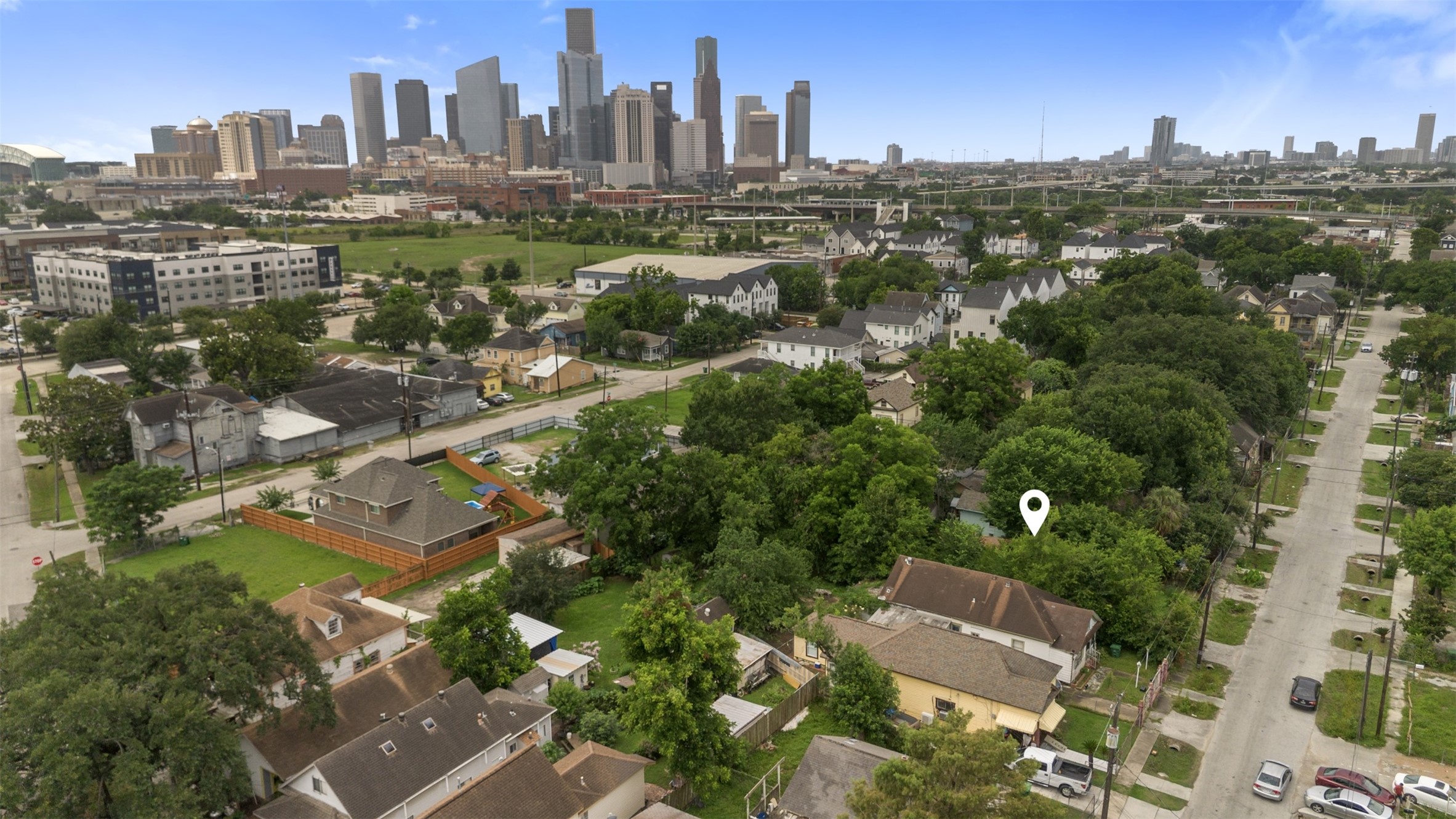 1612 Common Street Property Photo 5