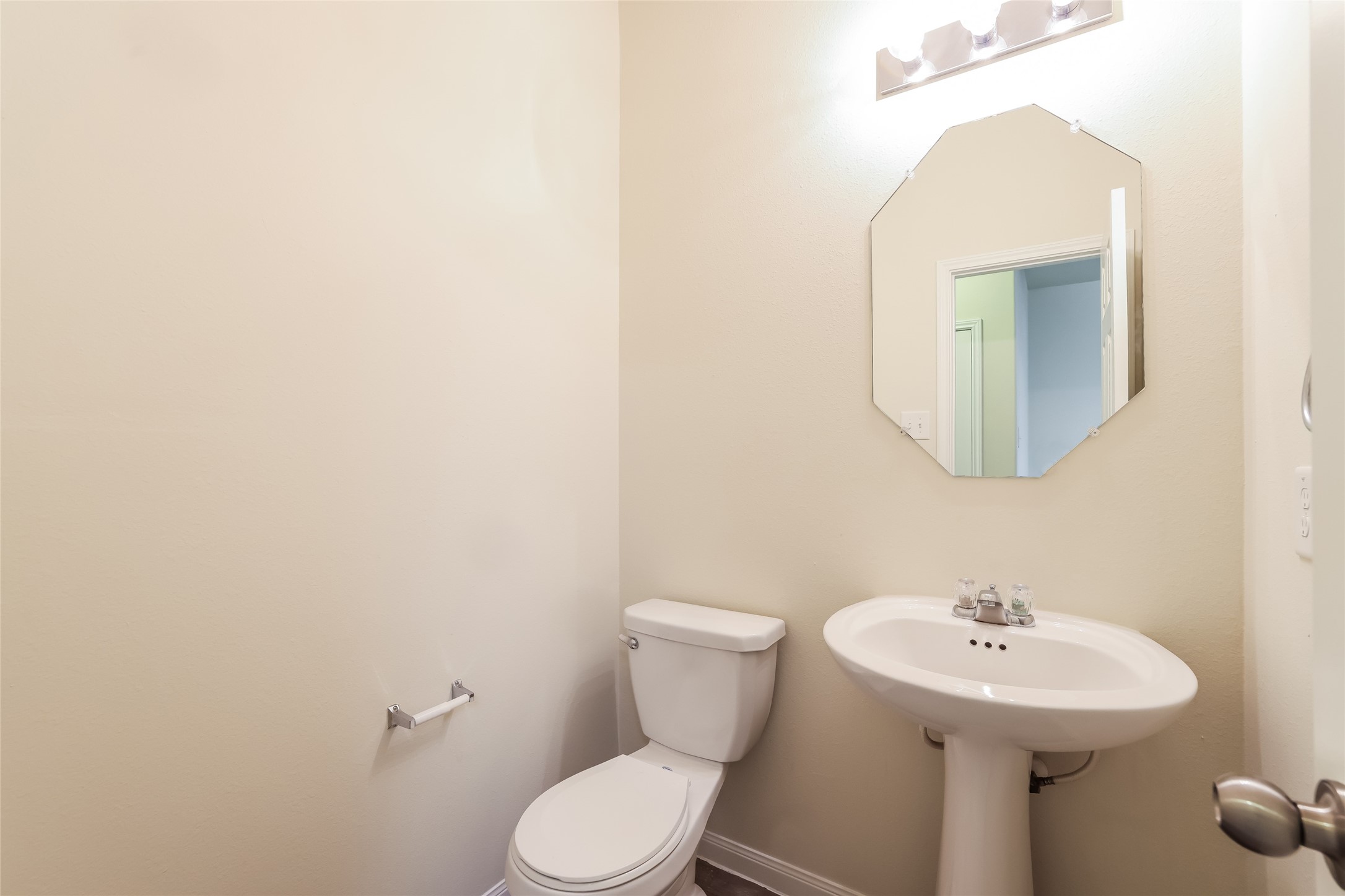 12346 Gemma Lane Property Photo 6