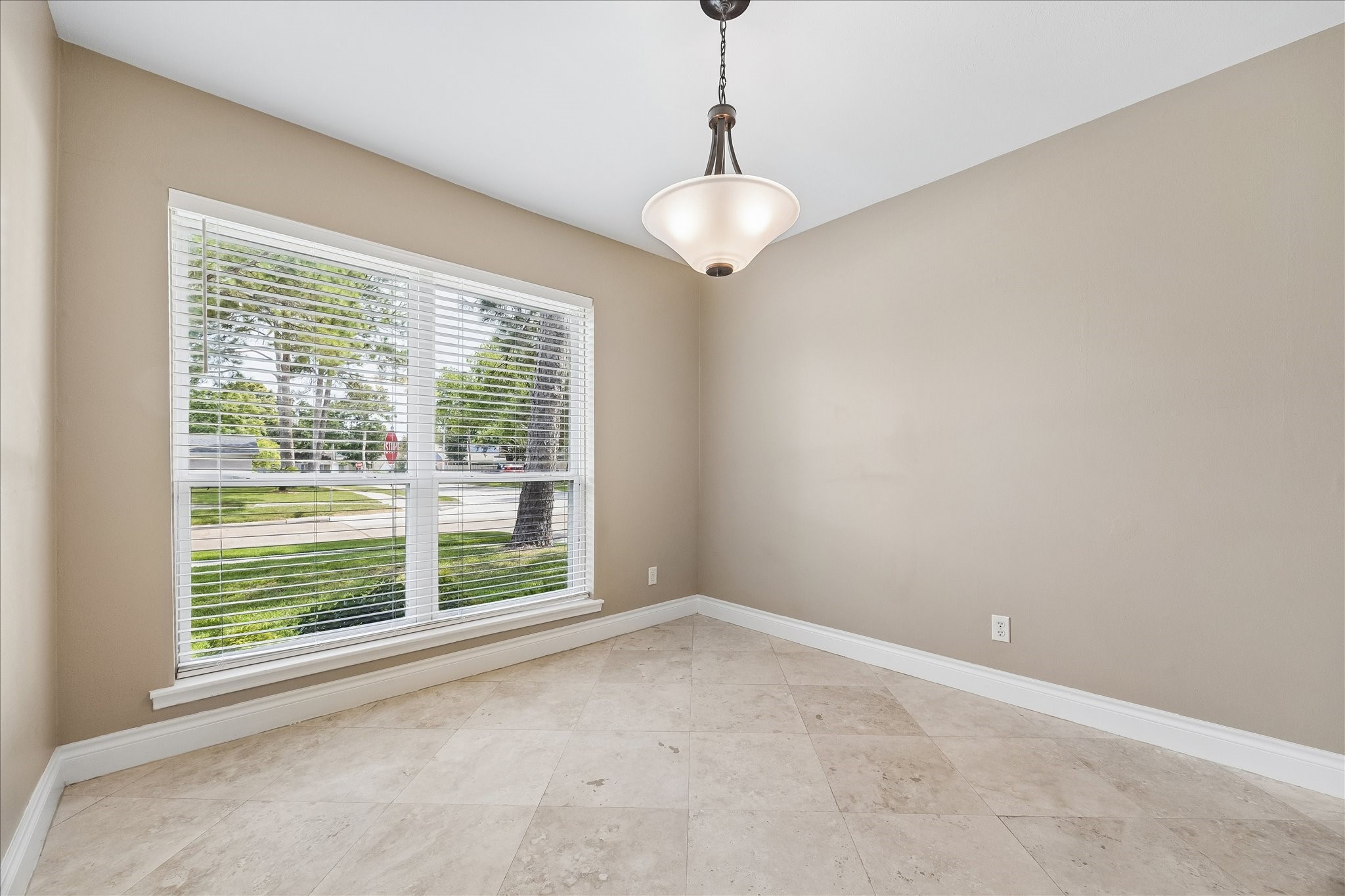 12322 Nova Court Property Photo 12