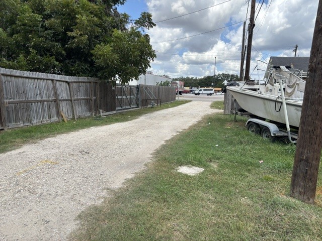 1110 San Jacinto Street Property Photo 6