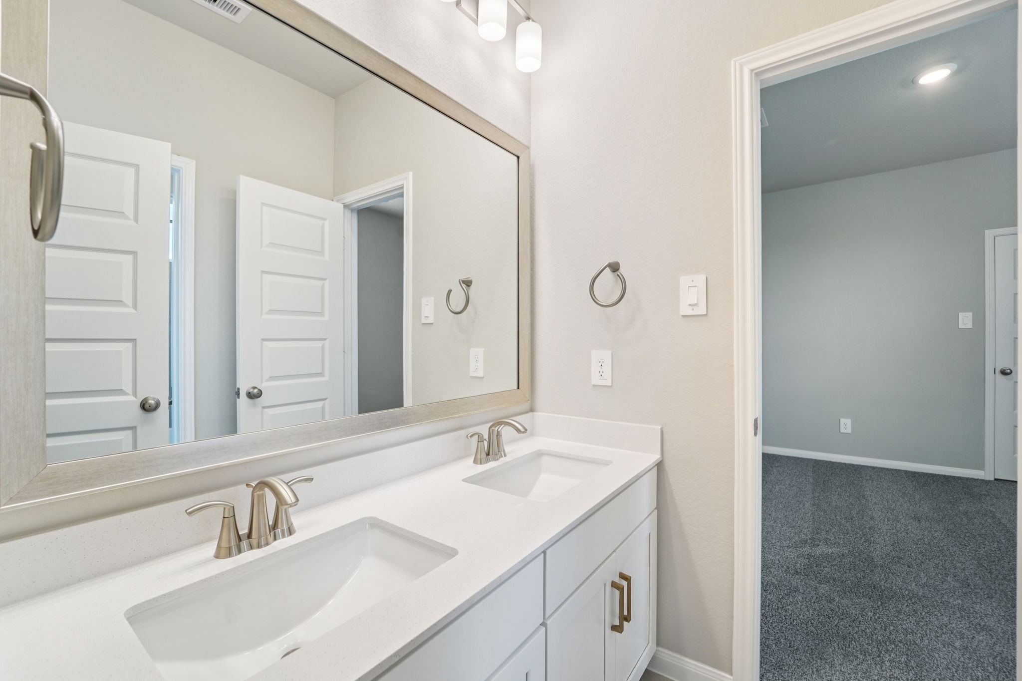 7430 Crown Maples Drive Property Photo 40