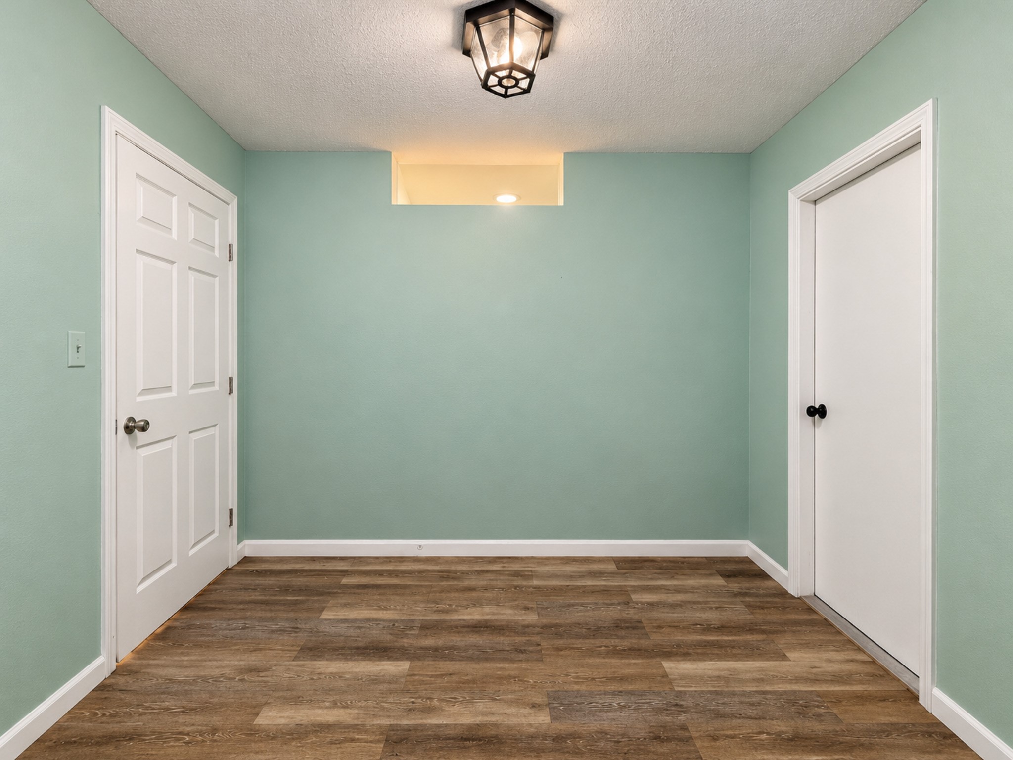 191 Regency Drive Property Photo 7