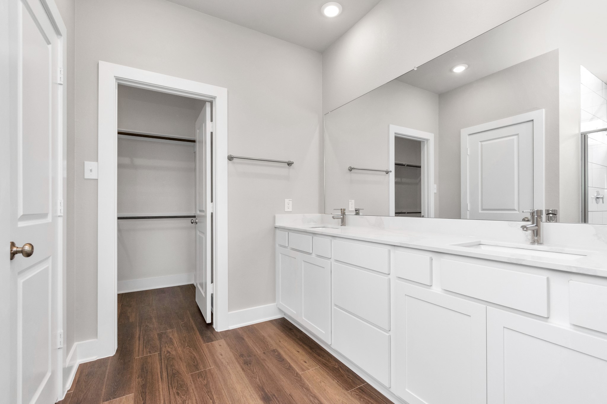 10515 Moon Valley Lane Property Photo 10