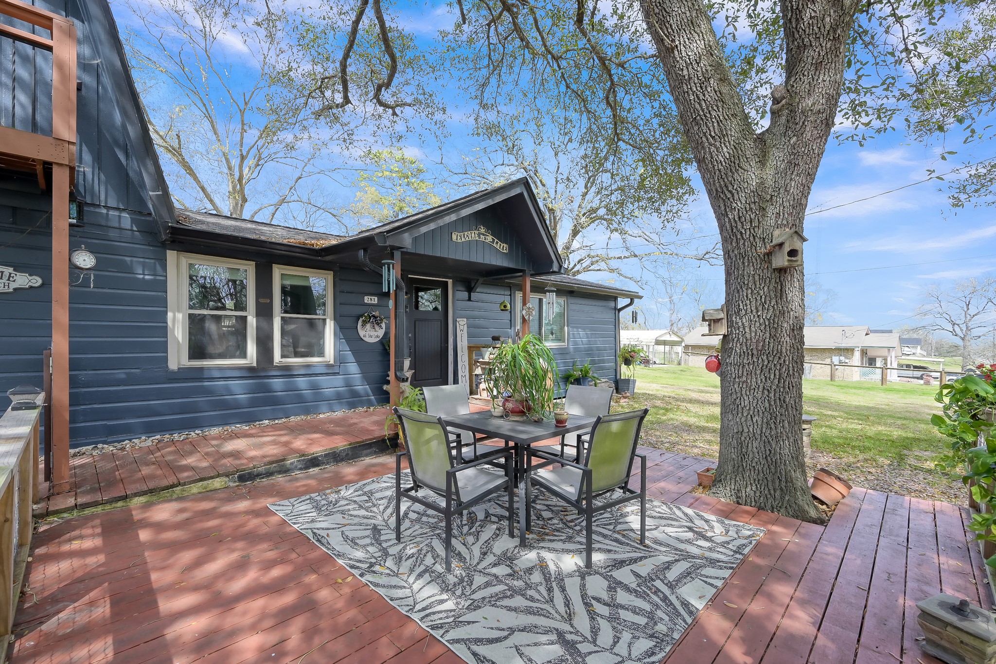 281 N Shady Oaks Drive Property Photo 4