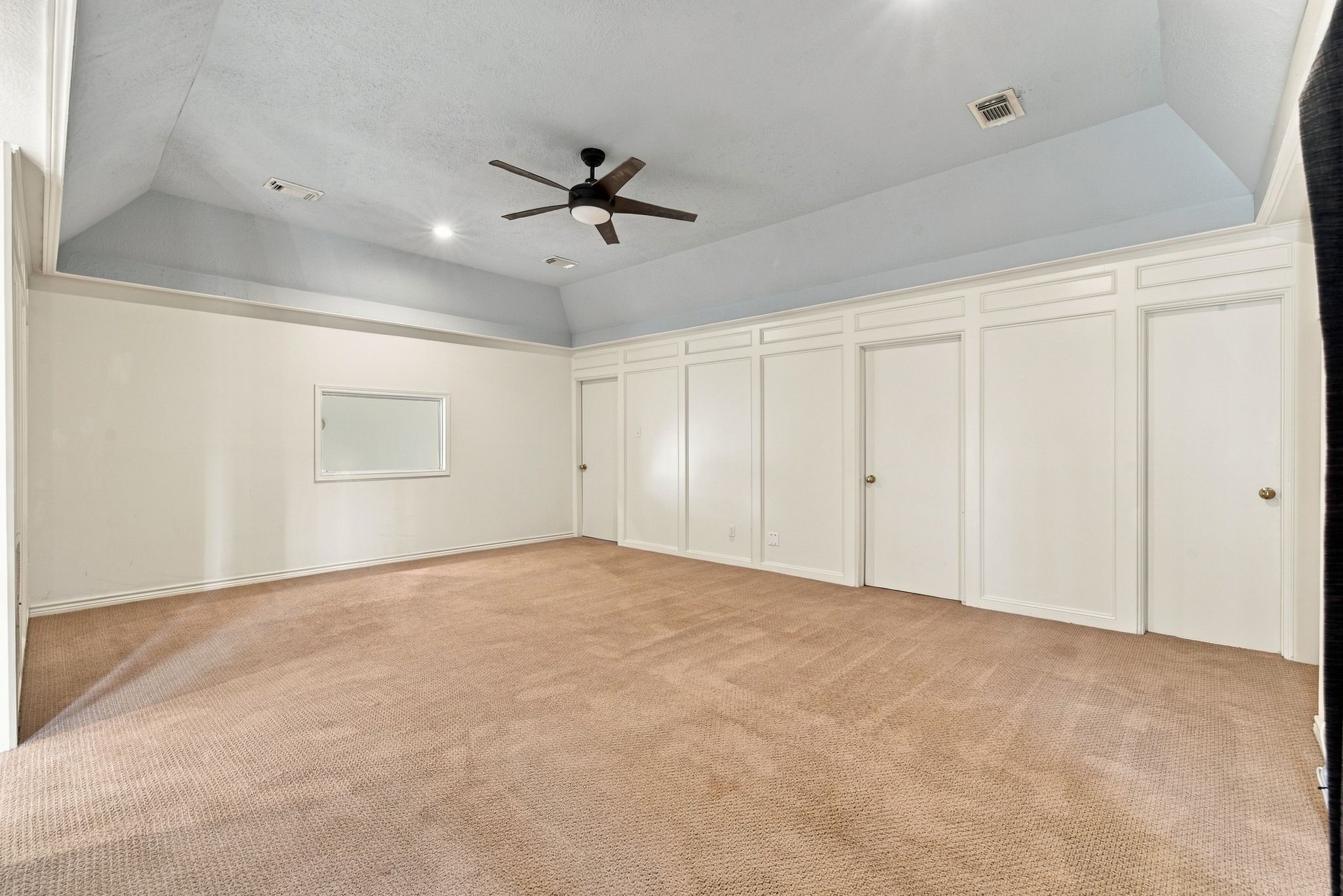 8214 Magnolia Glen Drive Property Photo 32