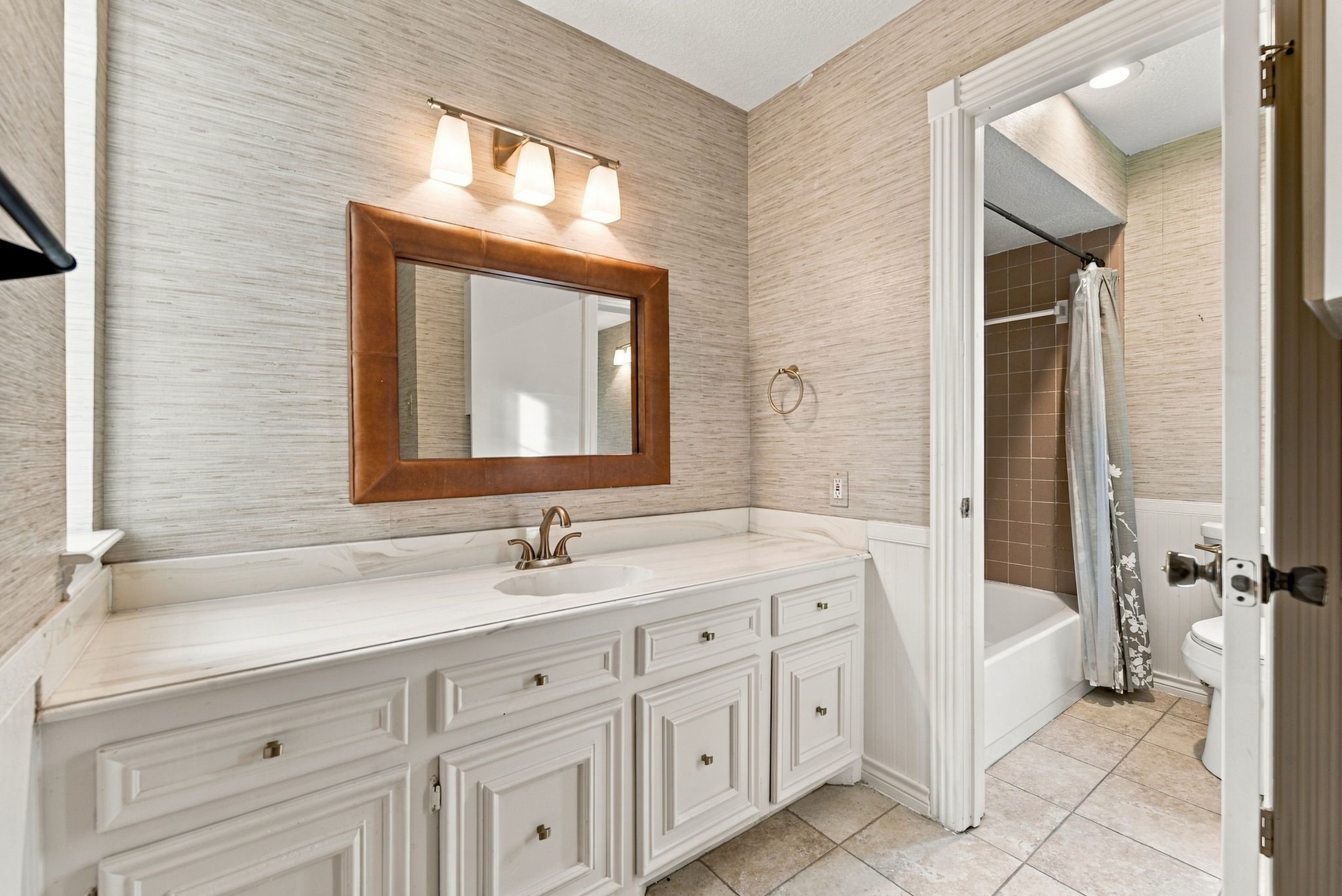 8214 Magnolia Glen Drive Property Photo 39