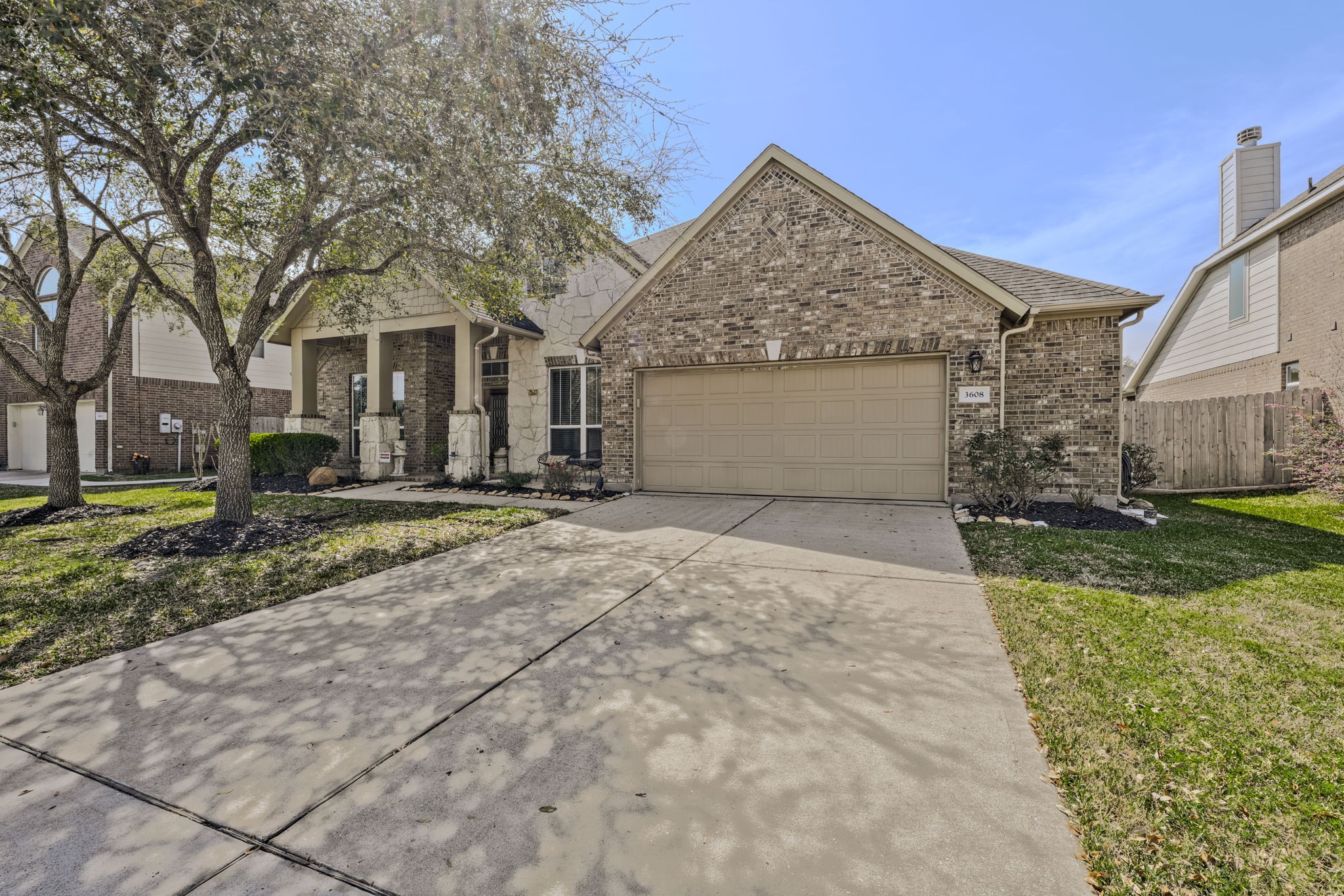 3608 Barrington Court Property Photo