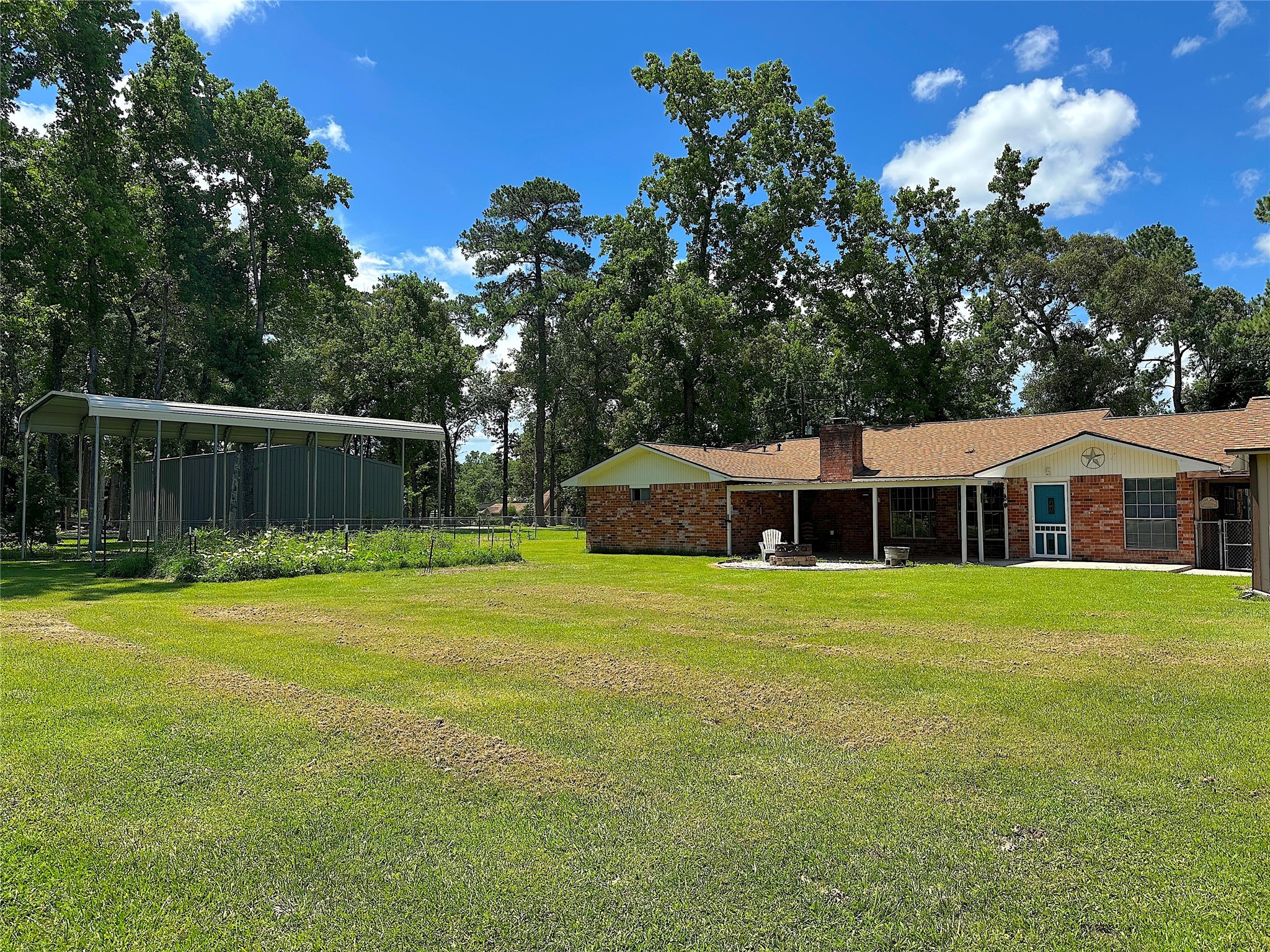 24338 Redbud Avenue Property Photo 20