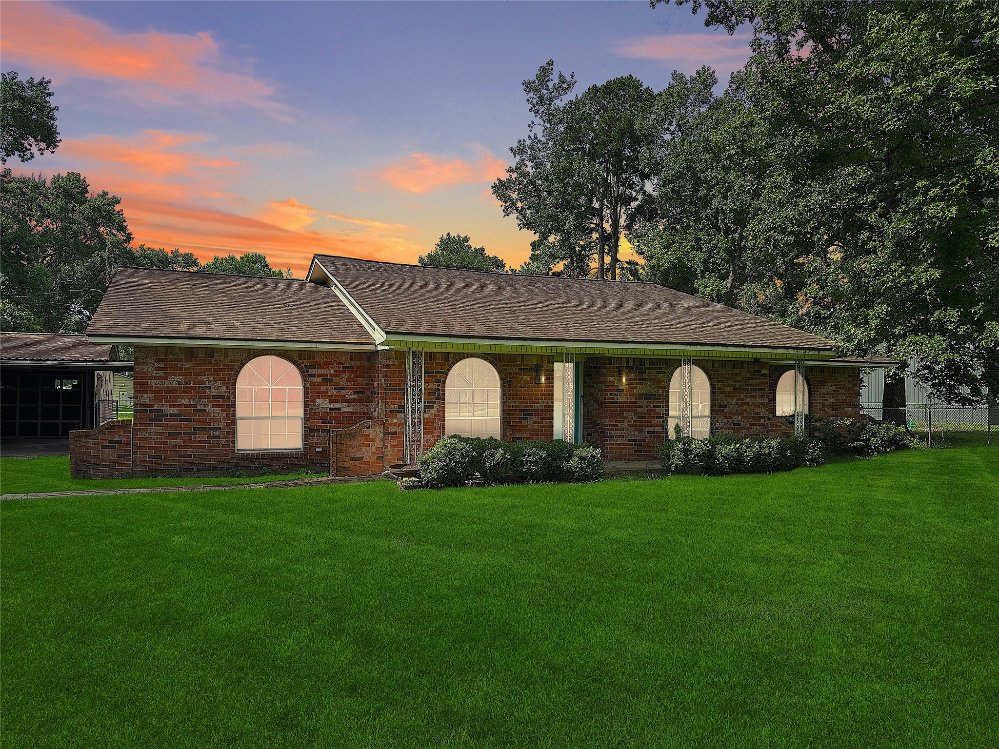 24338 Redbud Avenue Property Photo 28