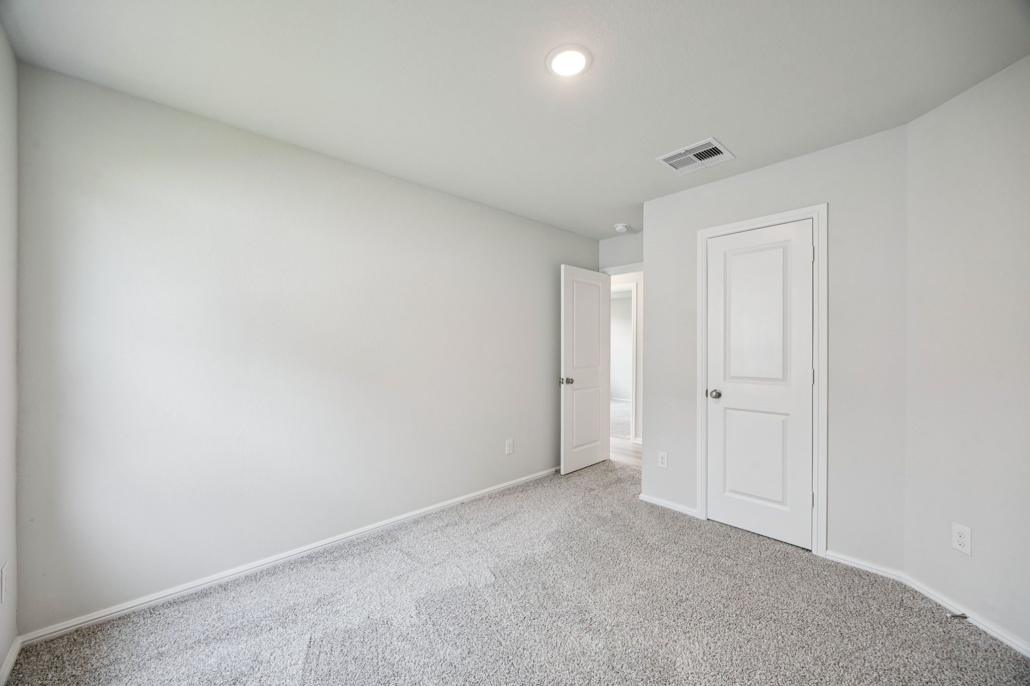 1122 Novelle Bend Drive Property Photo 13