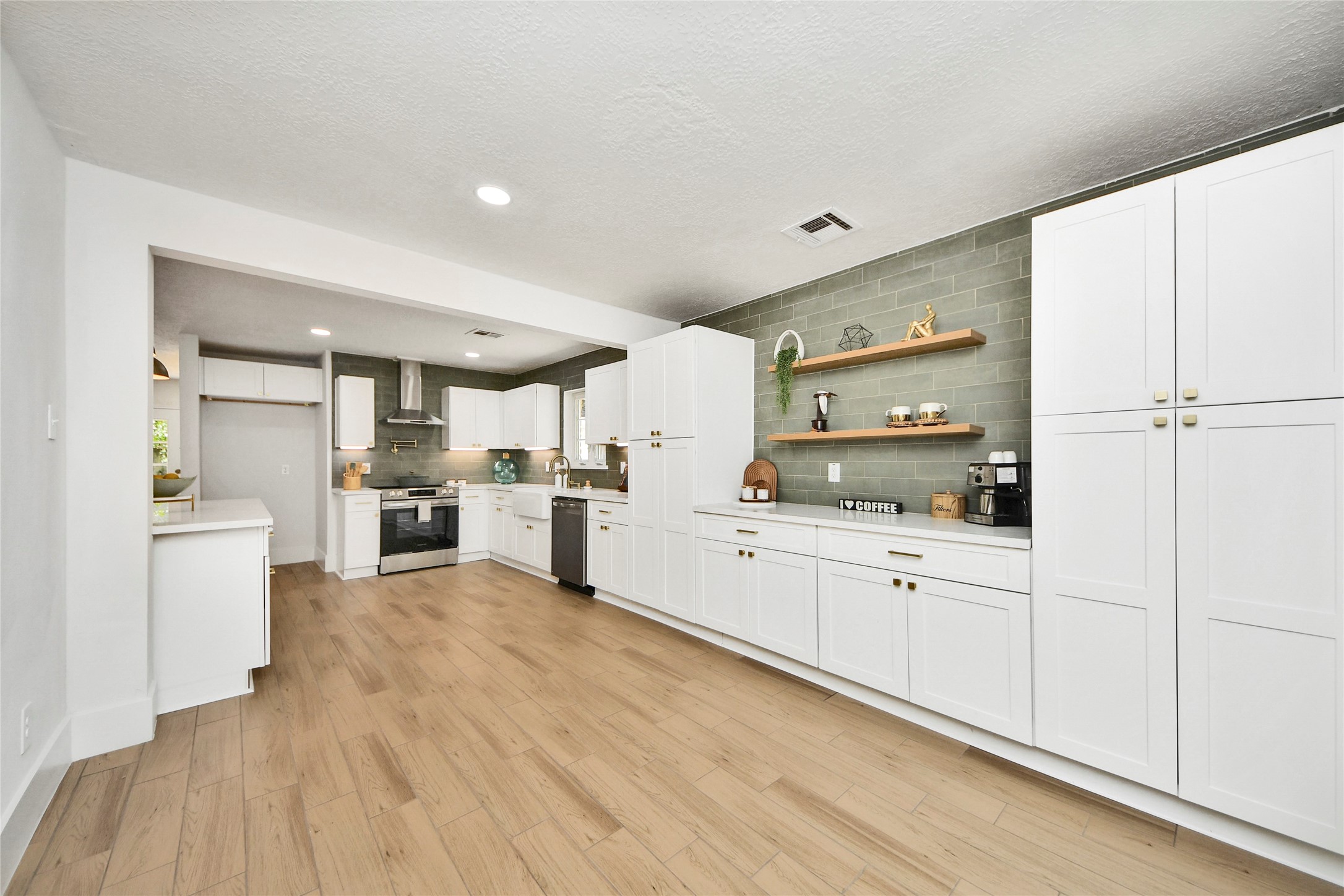 1706 Durfey Lane Property Photo 11